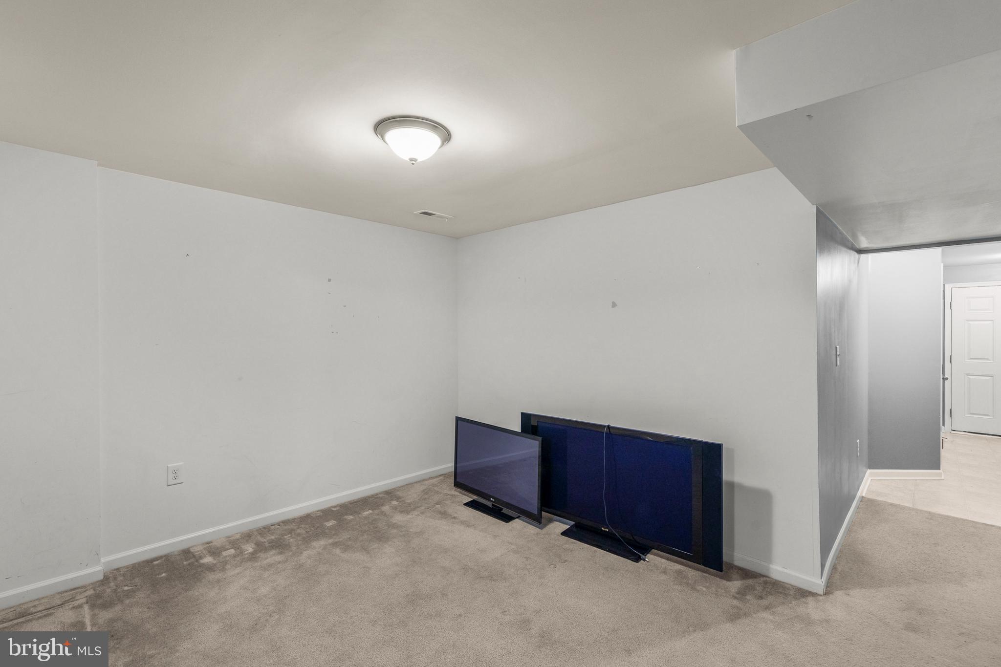 MANOR PARK - Residential