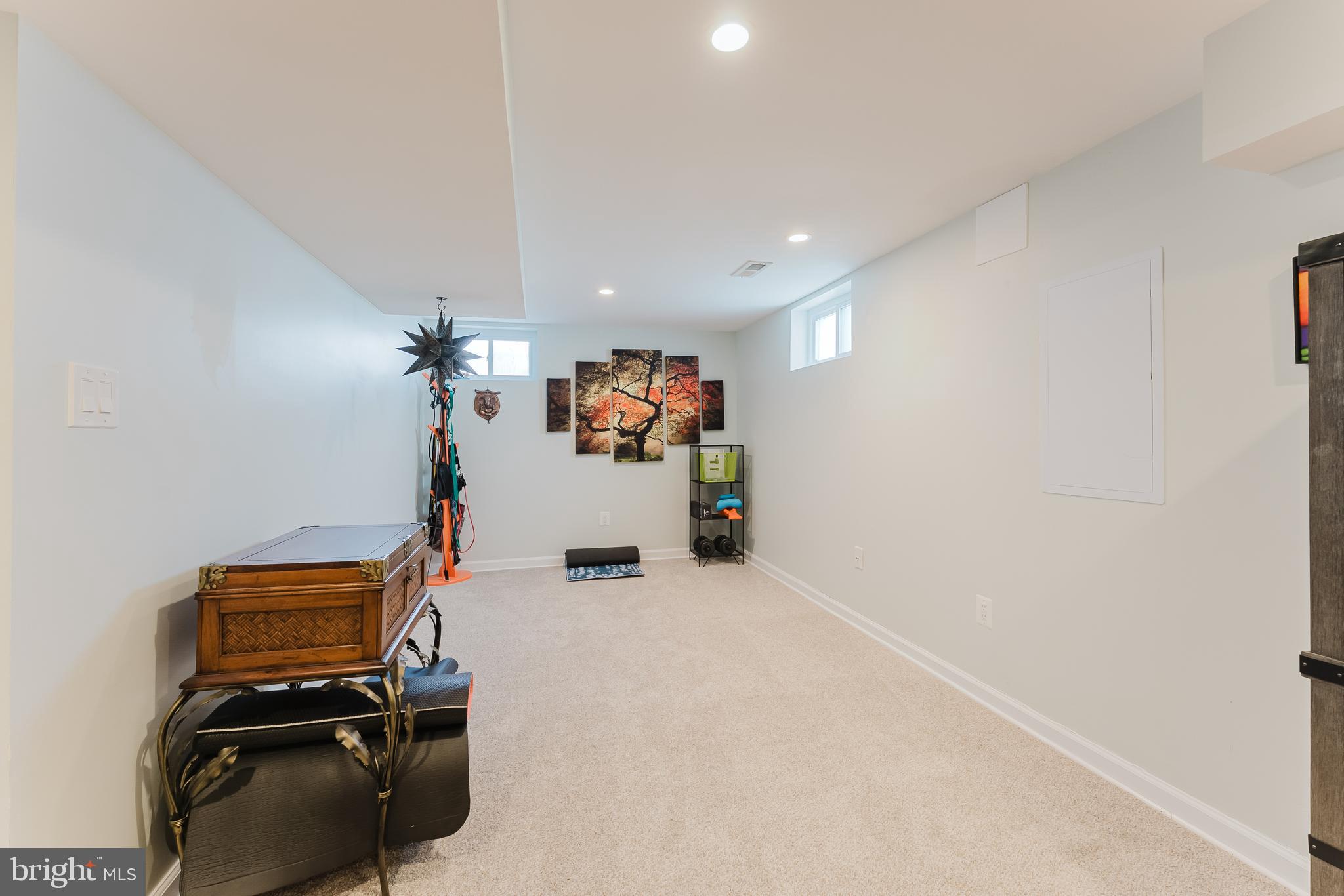 MAPLE HILL - Residential