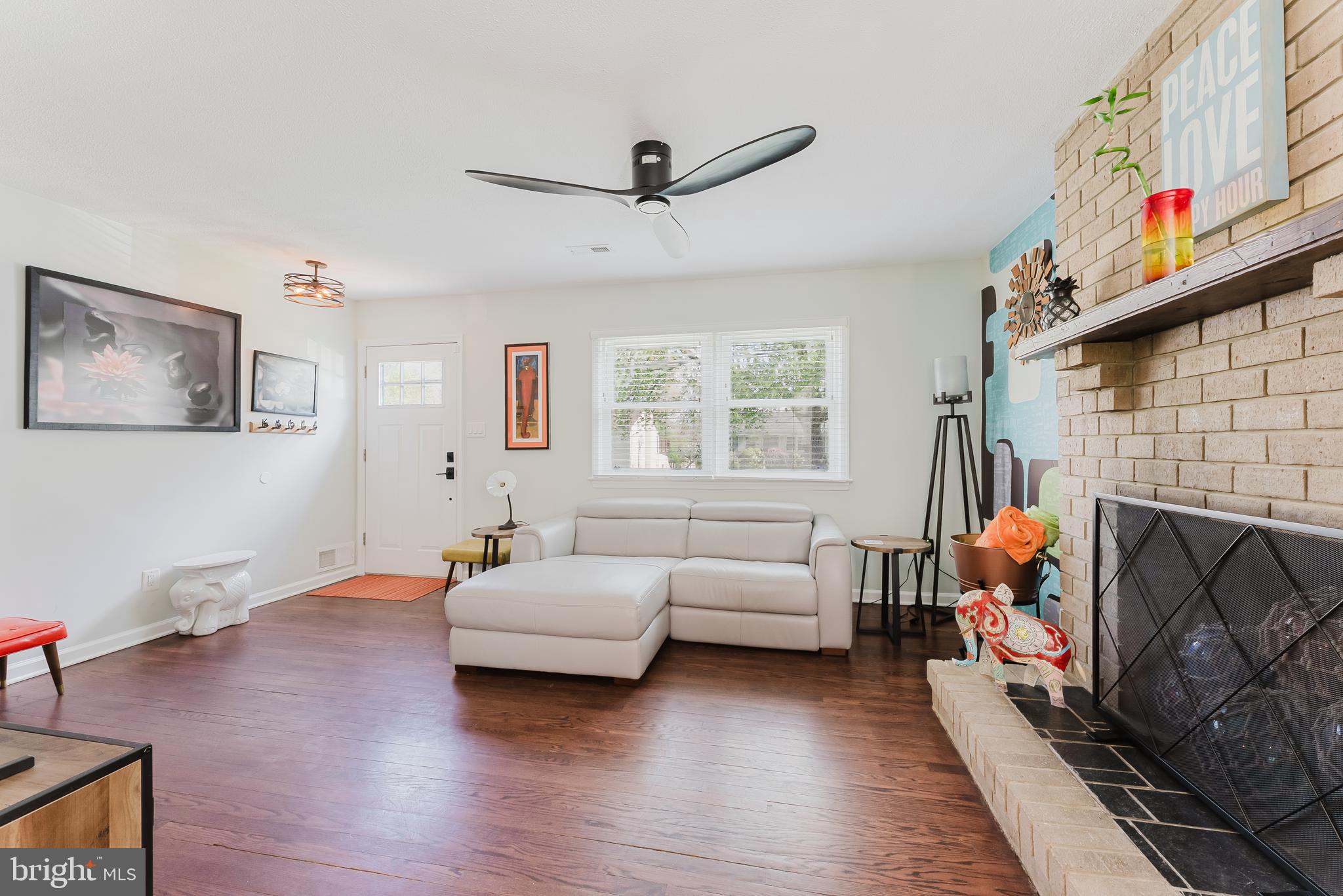 MAPLE HILL - Residential