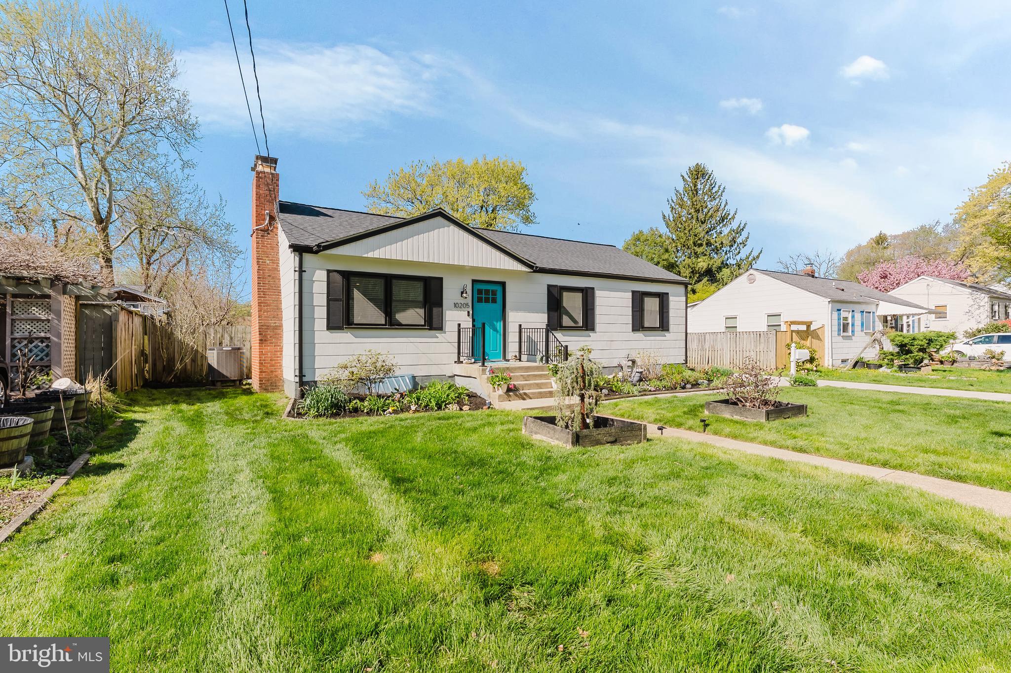 MAPLE HILL - Residential