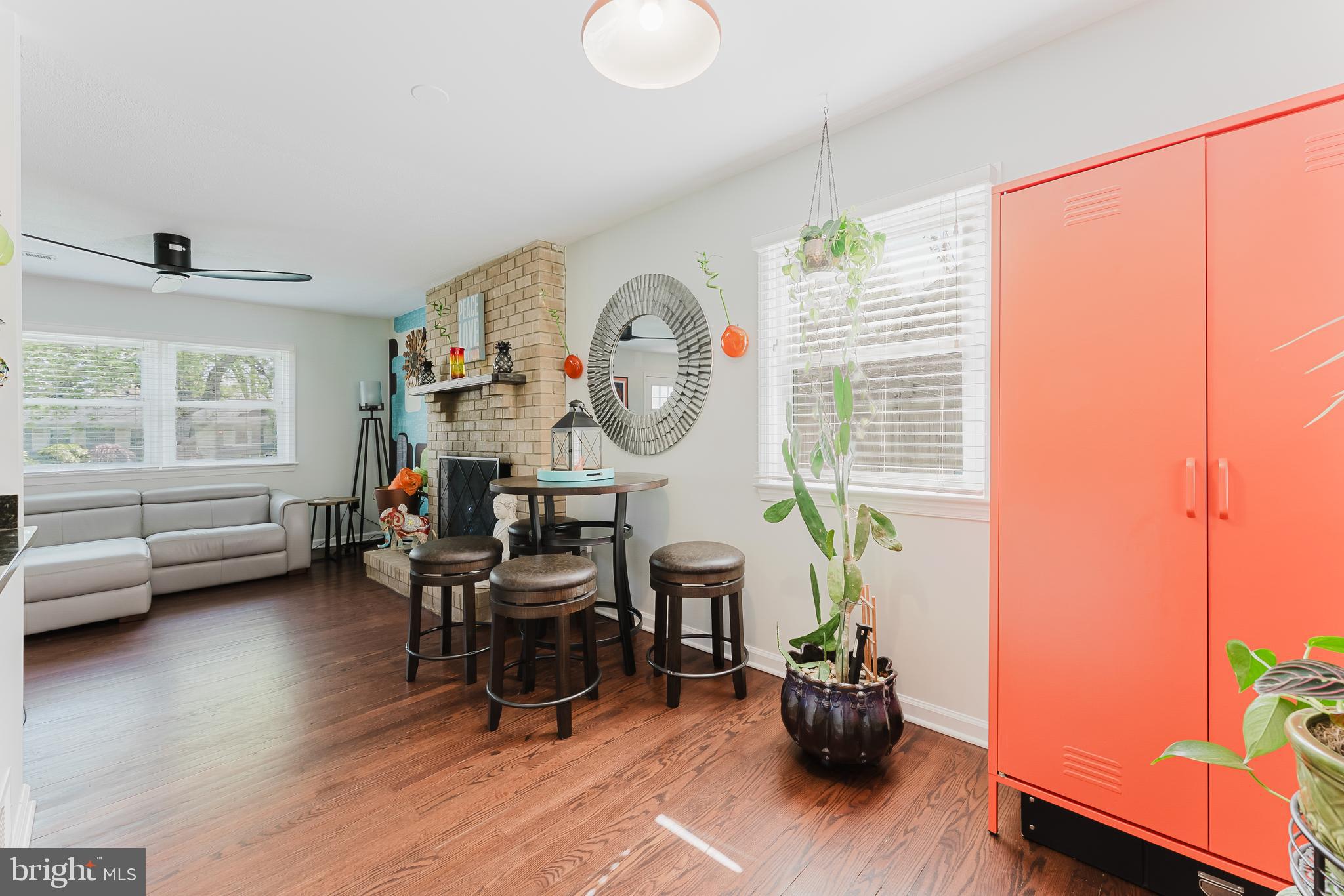 MAPLE HILL - Residential