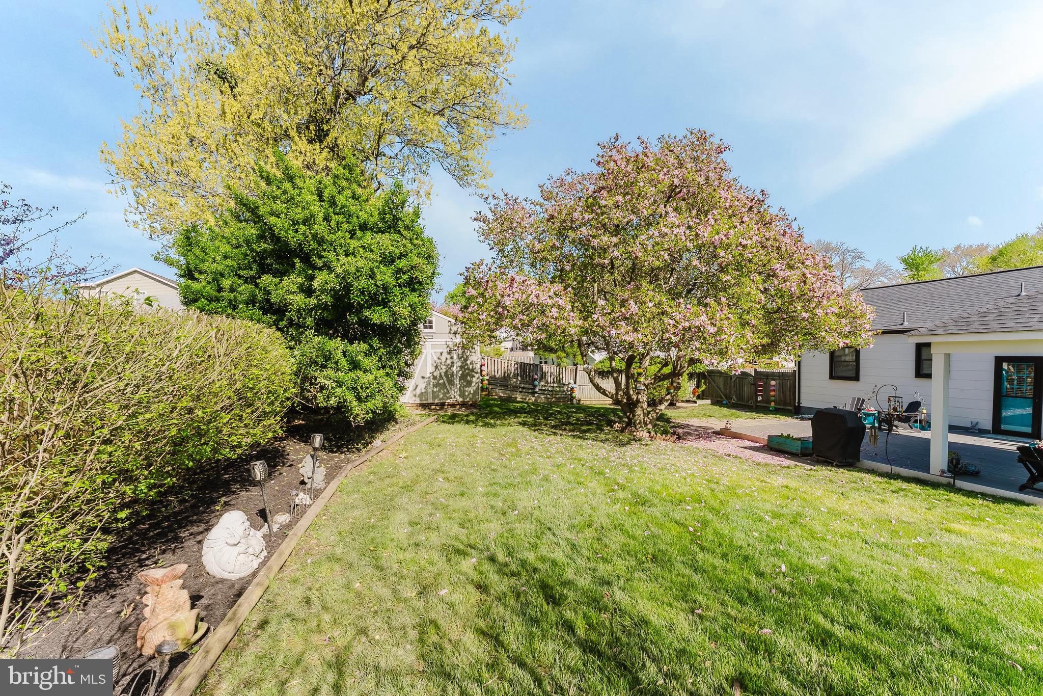 MAPLE HILL - Residential