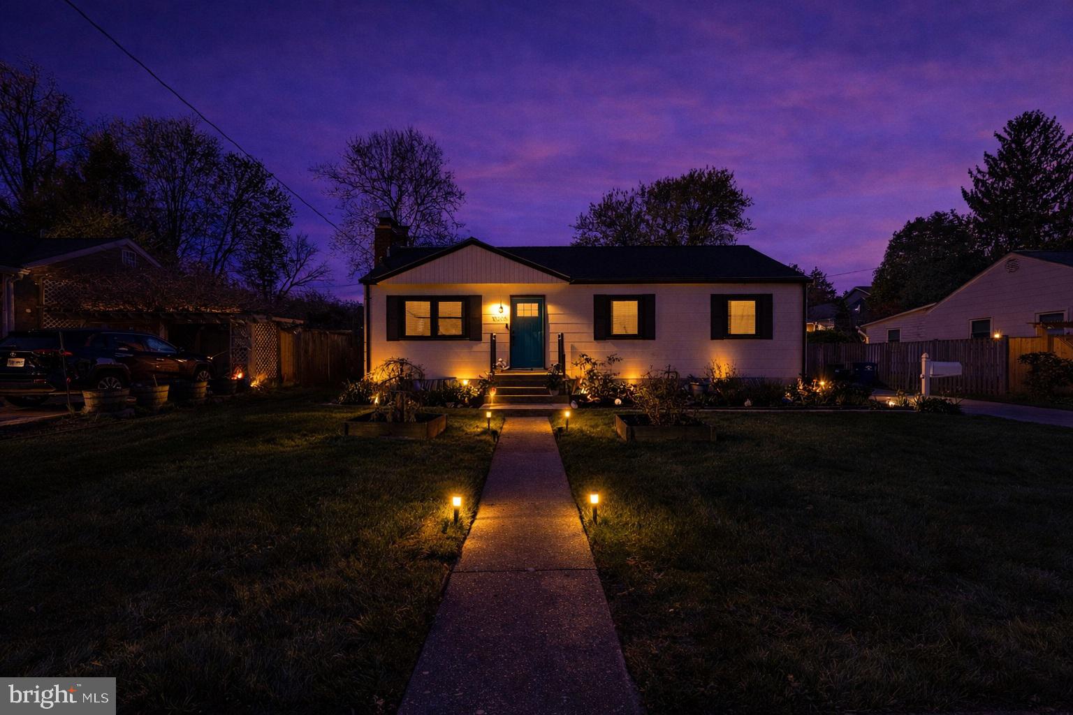 MAPLE HILL - Residential