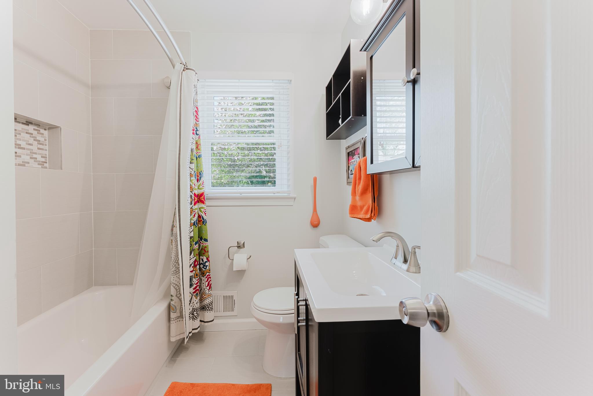 MAPLE HILL - Residential