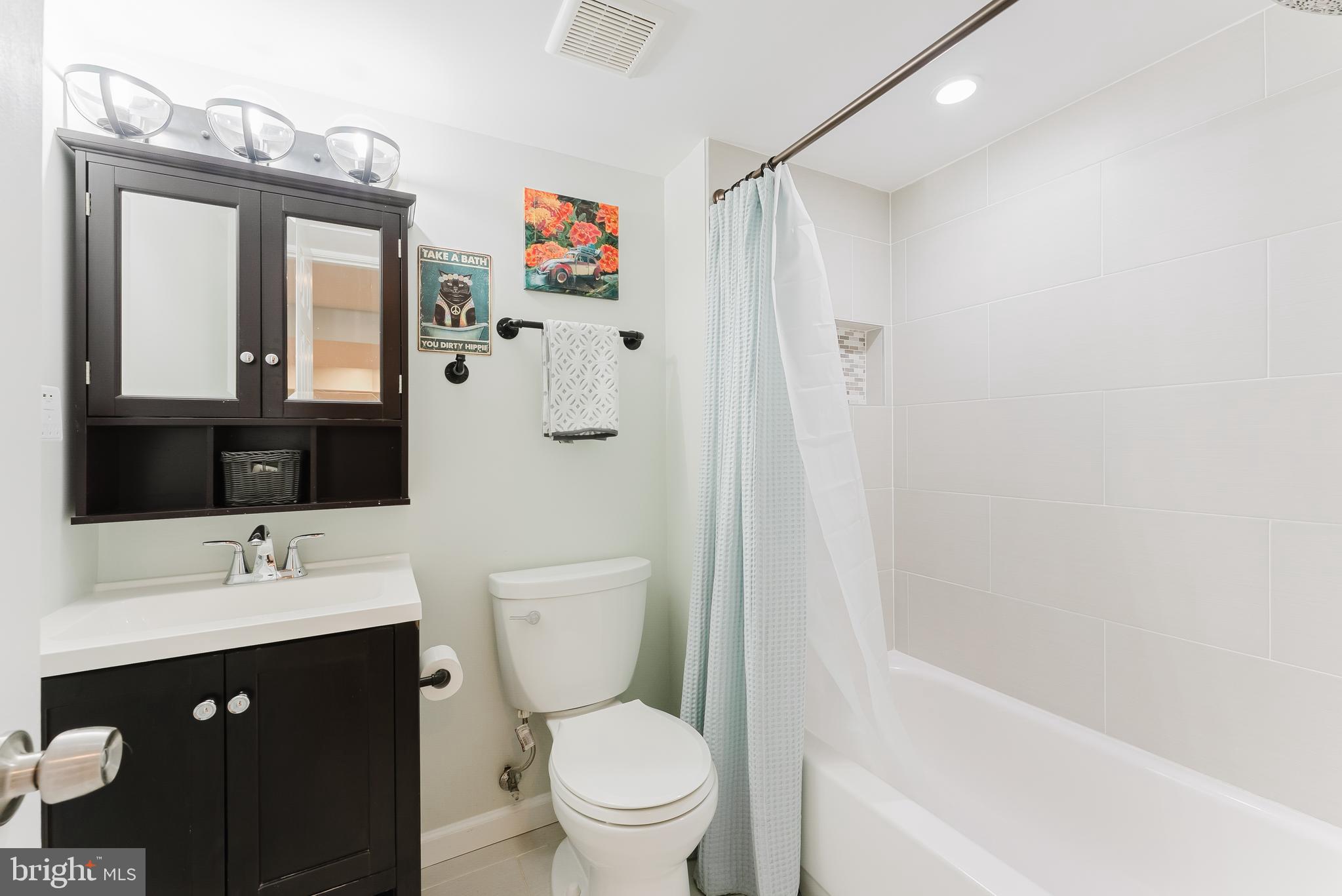 MAPLE HILL - Residential