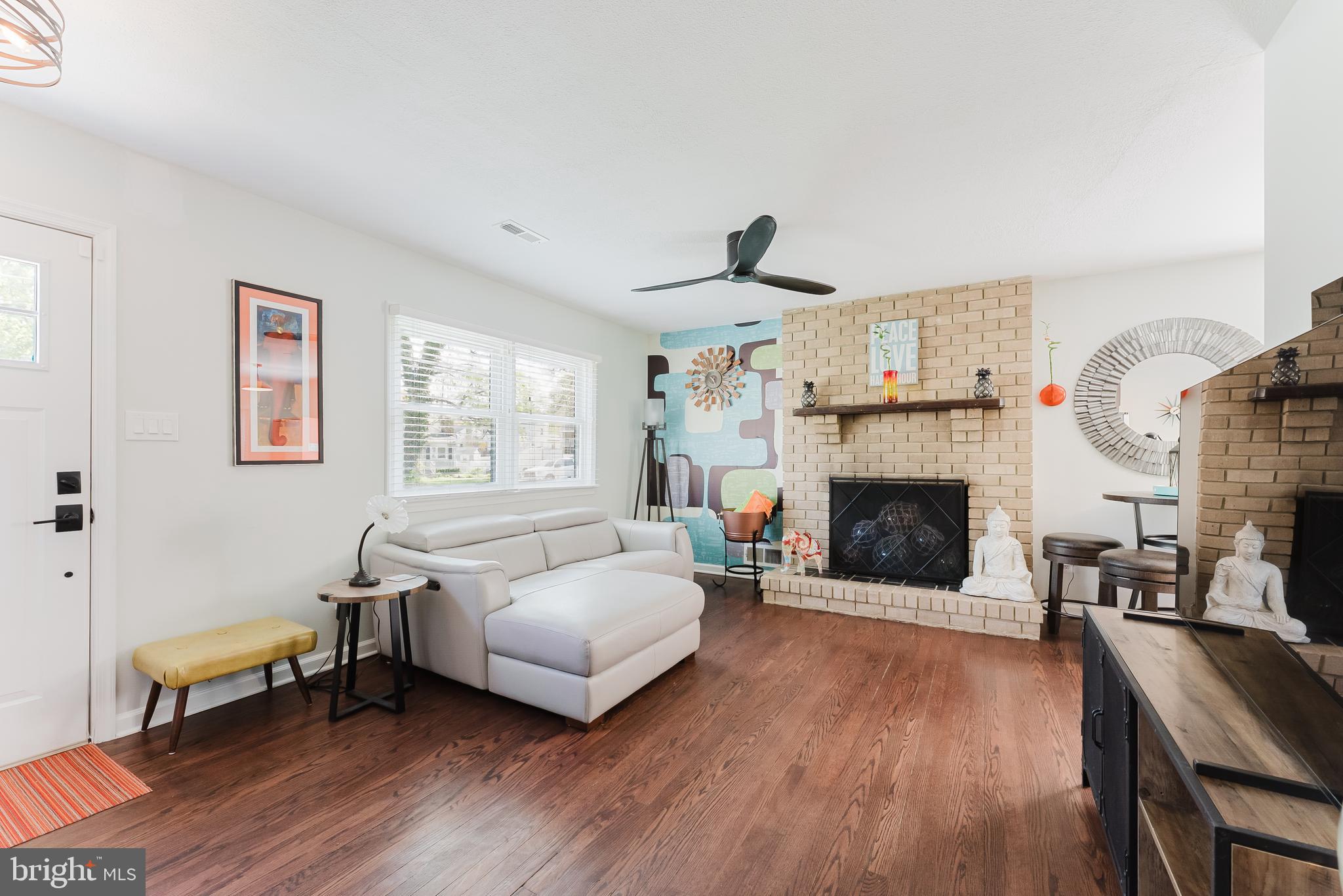 MAPLE HILL - Residential