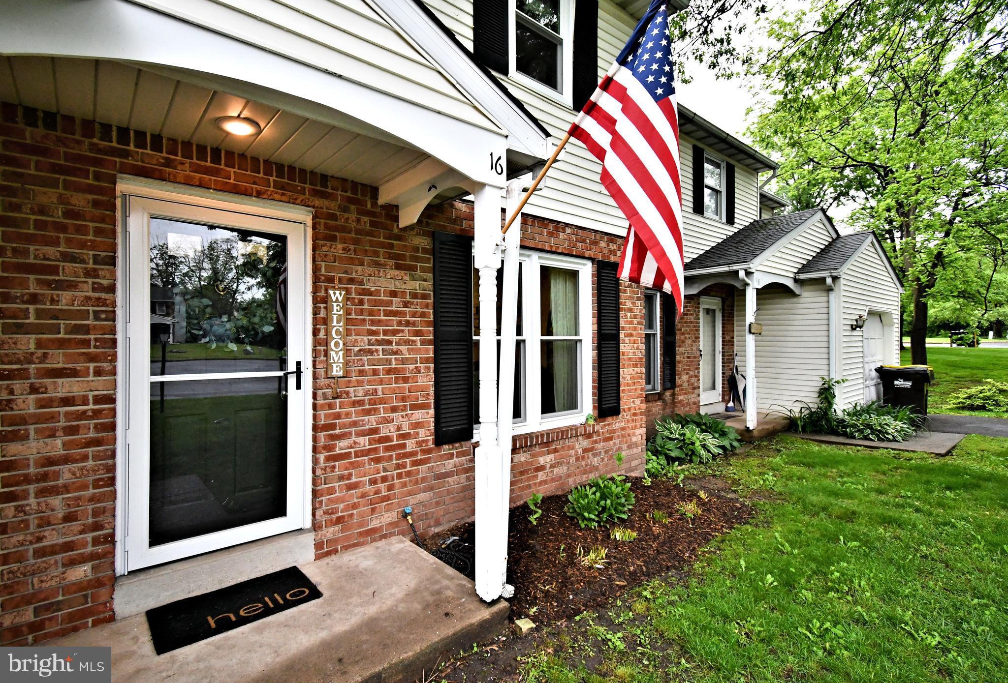 16 GROVE CIRCLE