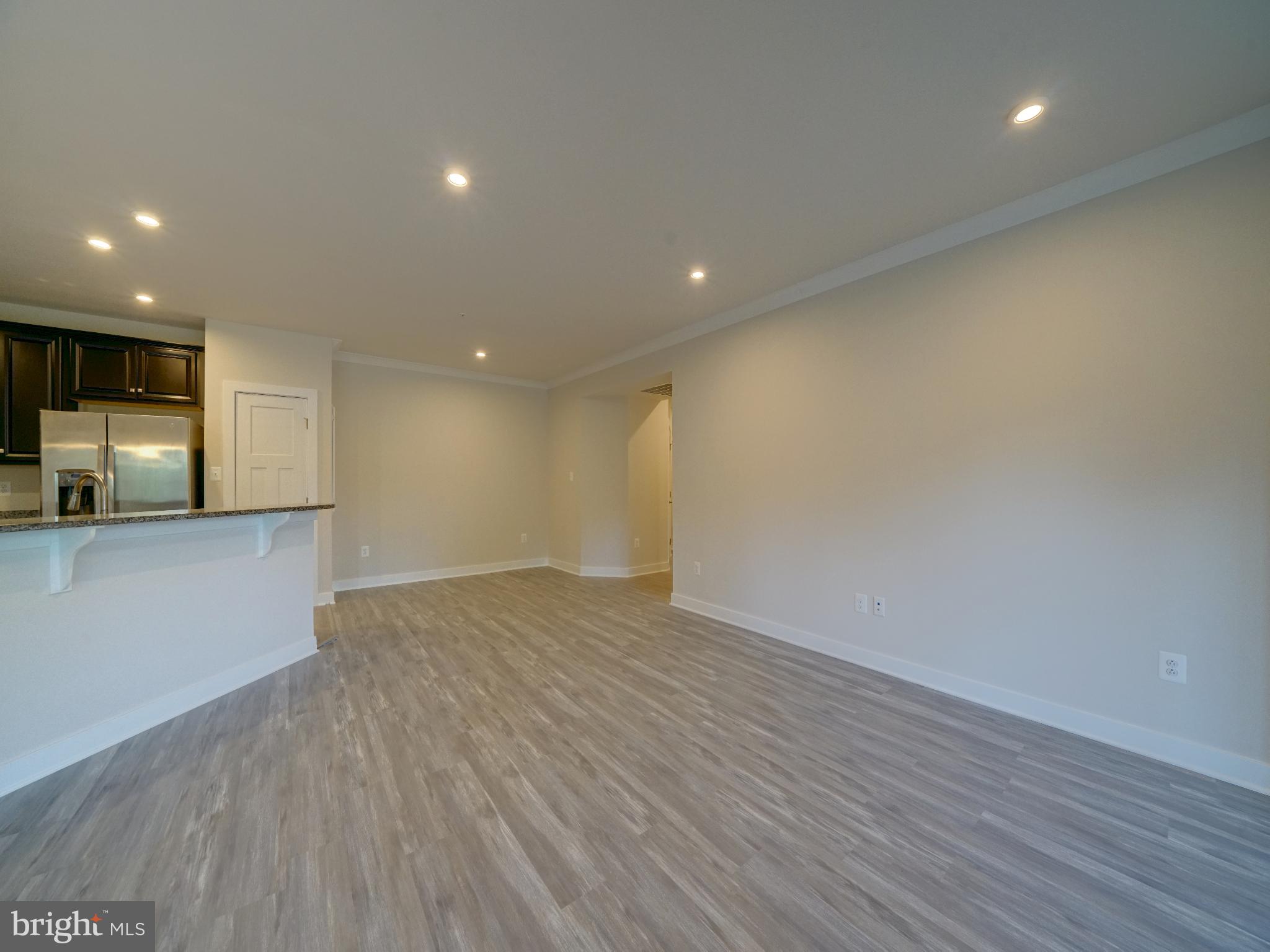 LAKE LINGANORE TOWN CENTER - Residential Lease