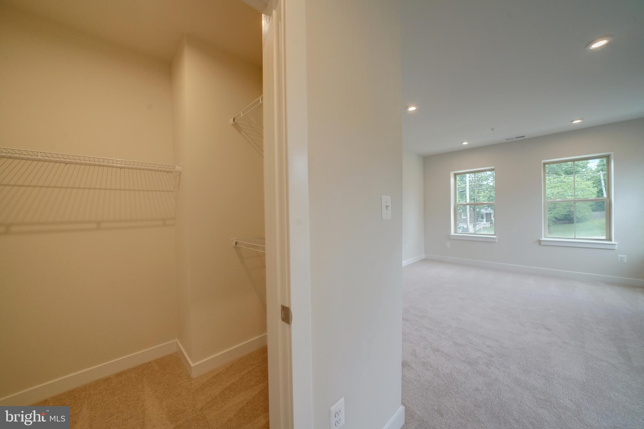 LAKE LINGANORE TOWN CENTER - Residential Lease