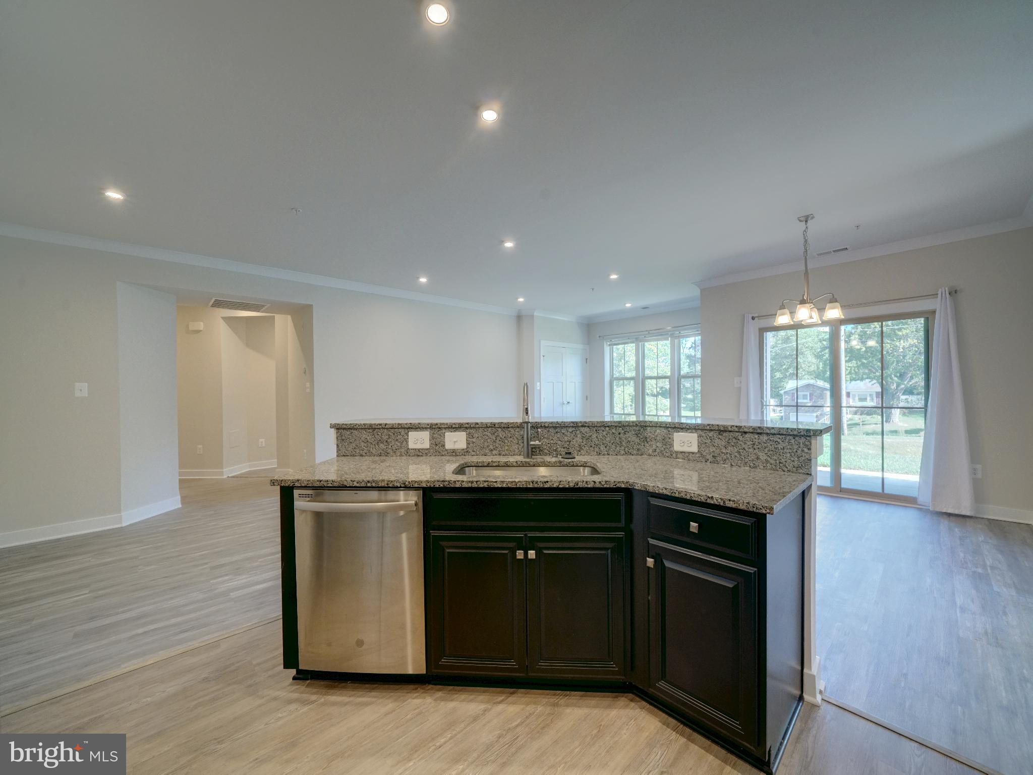 LAKE LINGANORE TOWN CENTER - Residential Lease