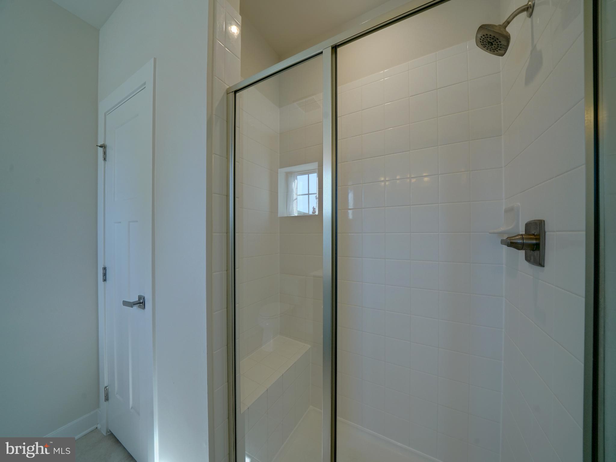 LAKE LINGANORE TOWN CENTER - Residential Lease