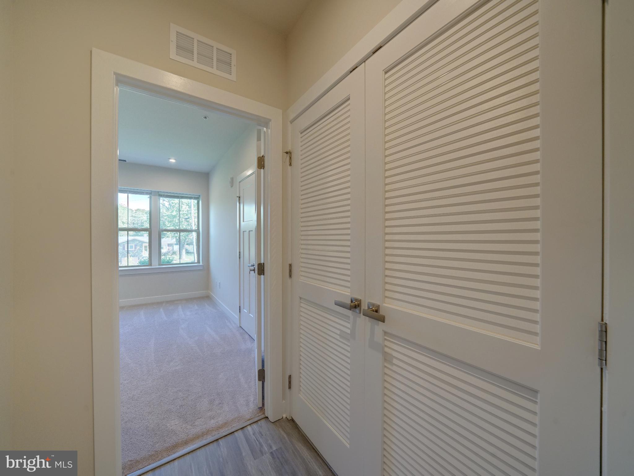 LAKE LINGANORE TOWN CENTER - Residential Lease