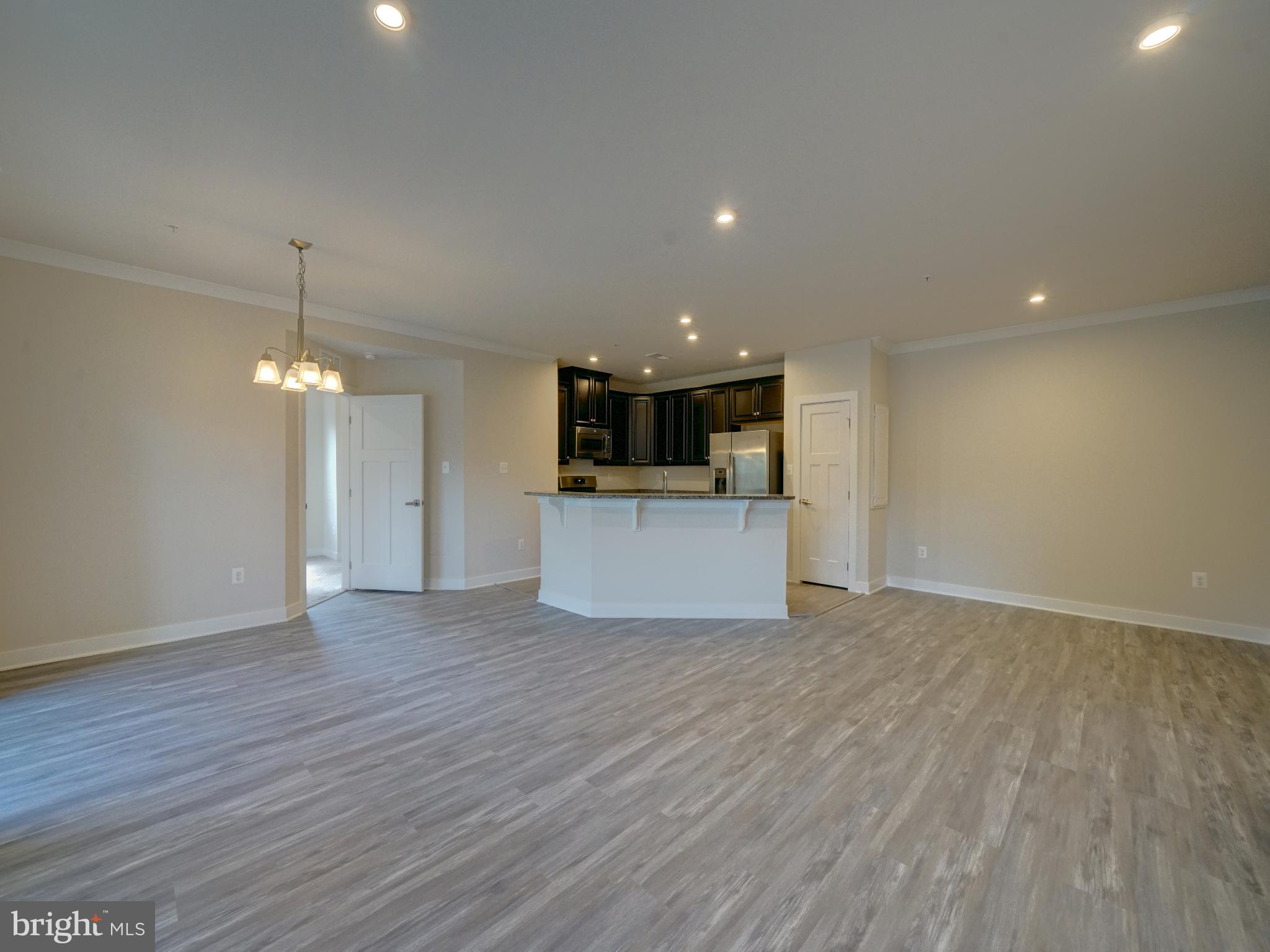 LAKE LINGANORE TOWN CENTER - Residential Lease