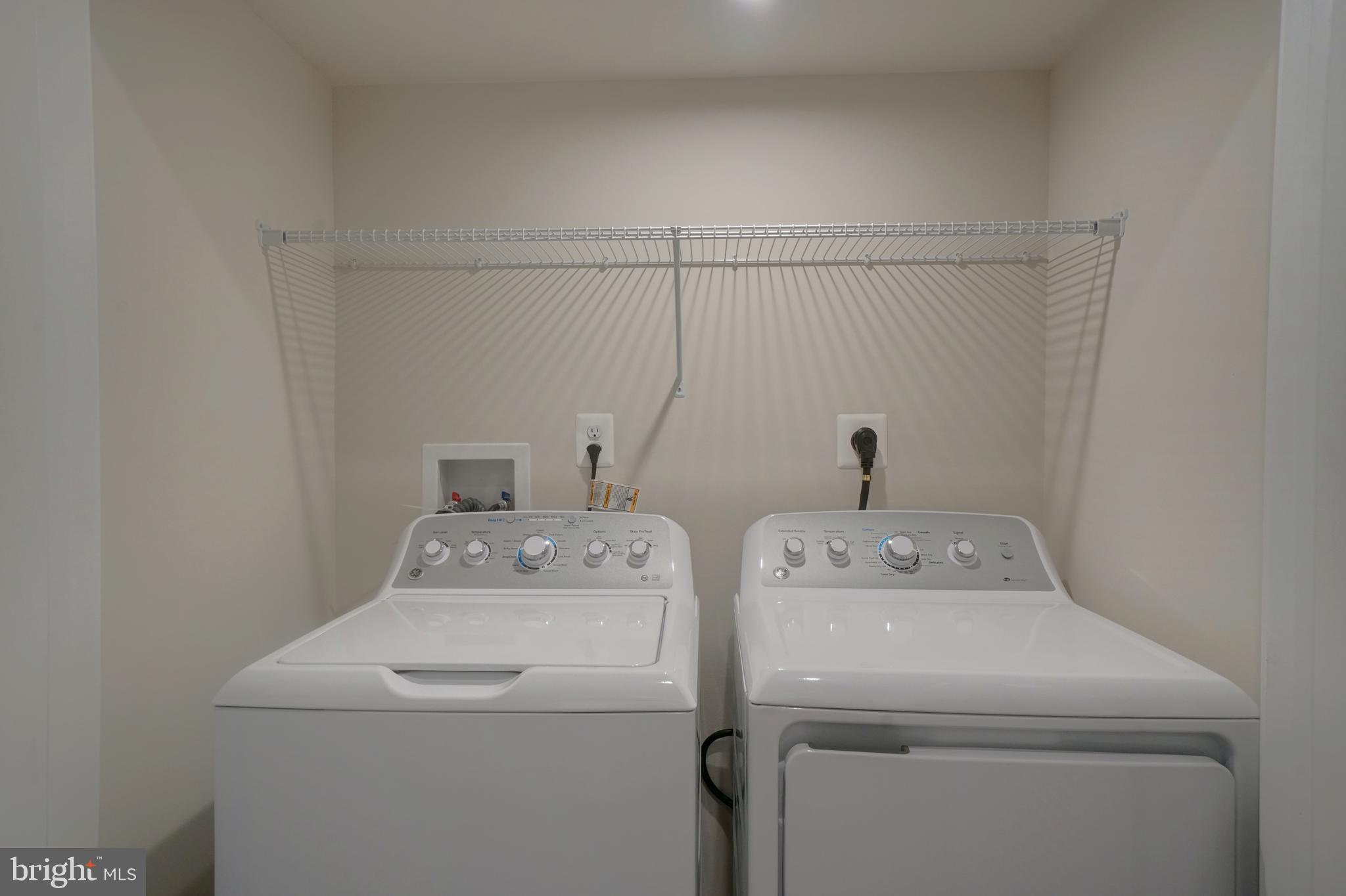 LAKE LINGANORE TOWN CENTER - Residential Lease