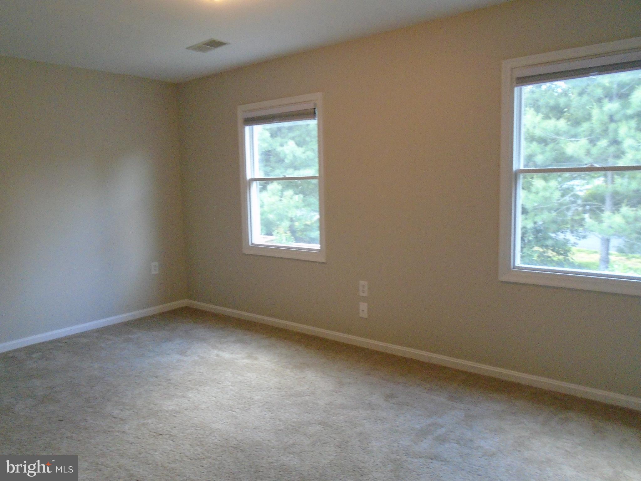 MADDEX FARM - Residential Lease