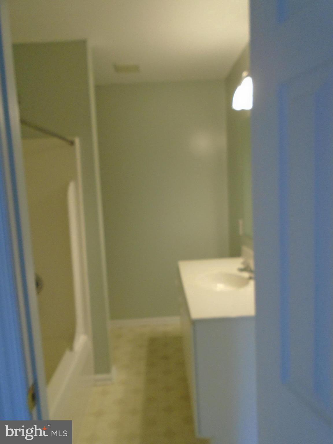 MADDEX FARM - Residential Lease