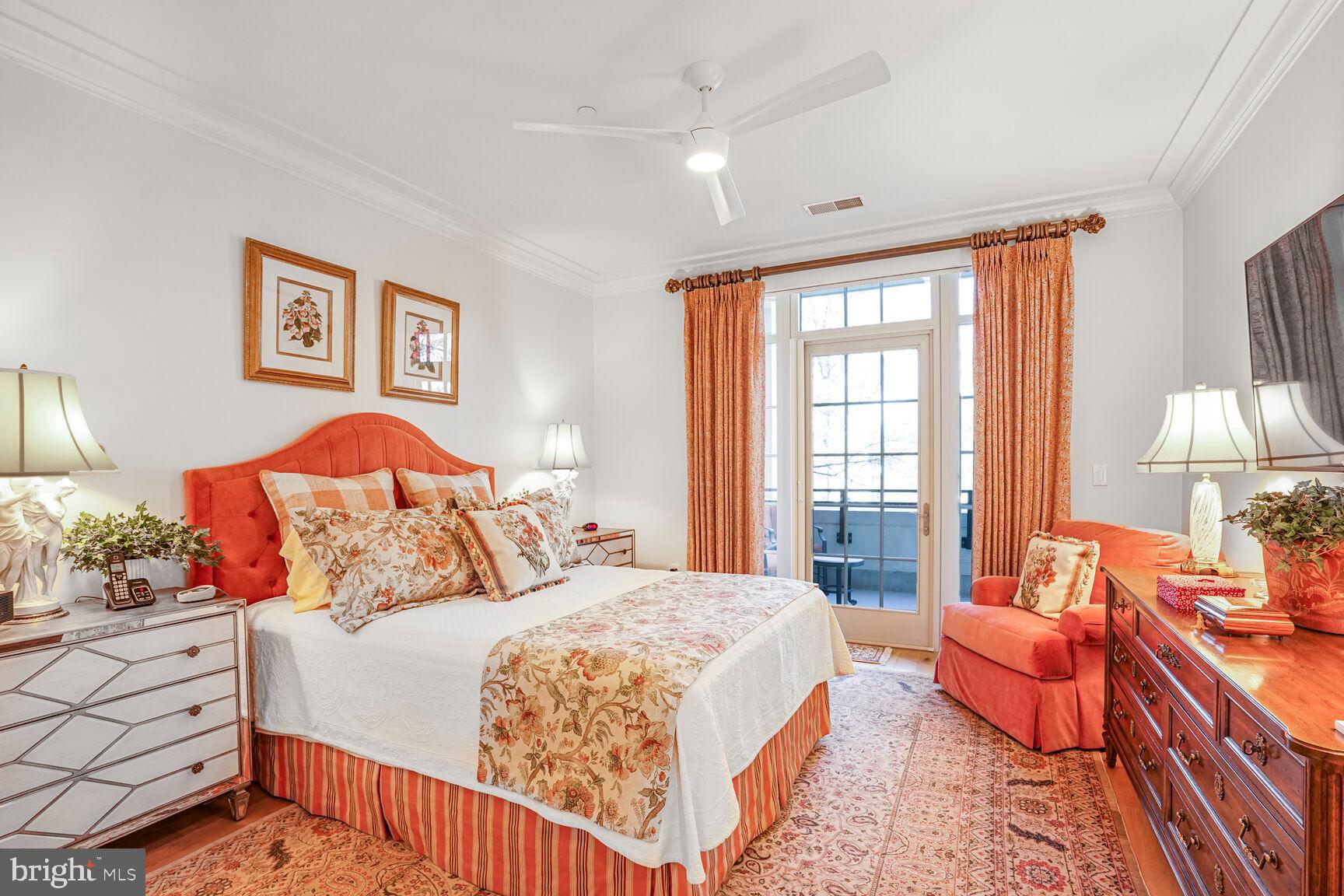 THE SIGNET - Residential