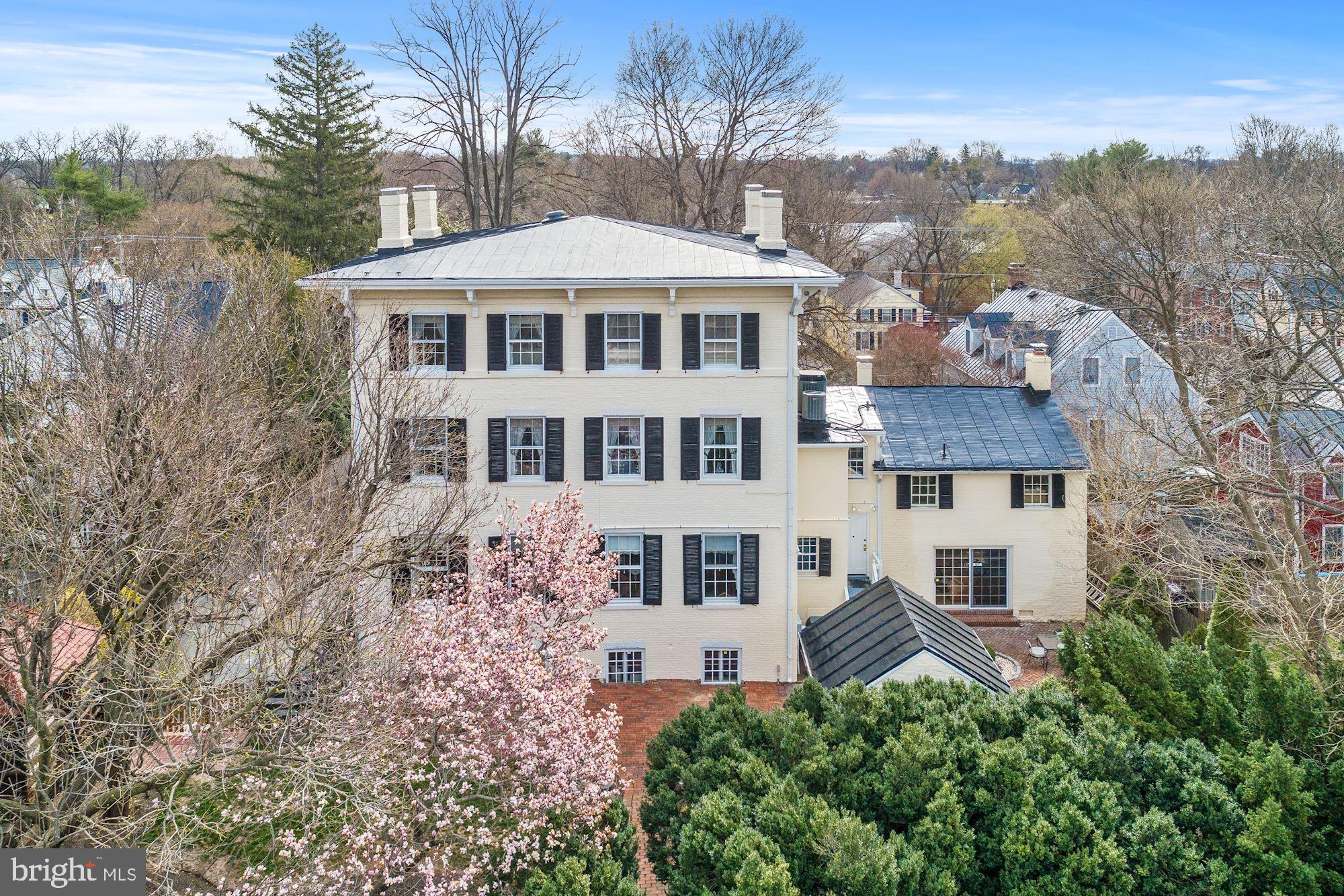 TOWN OF LEESBURG - Residential