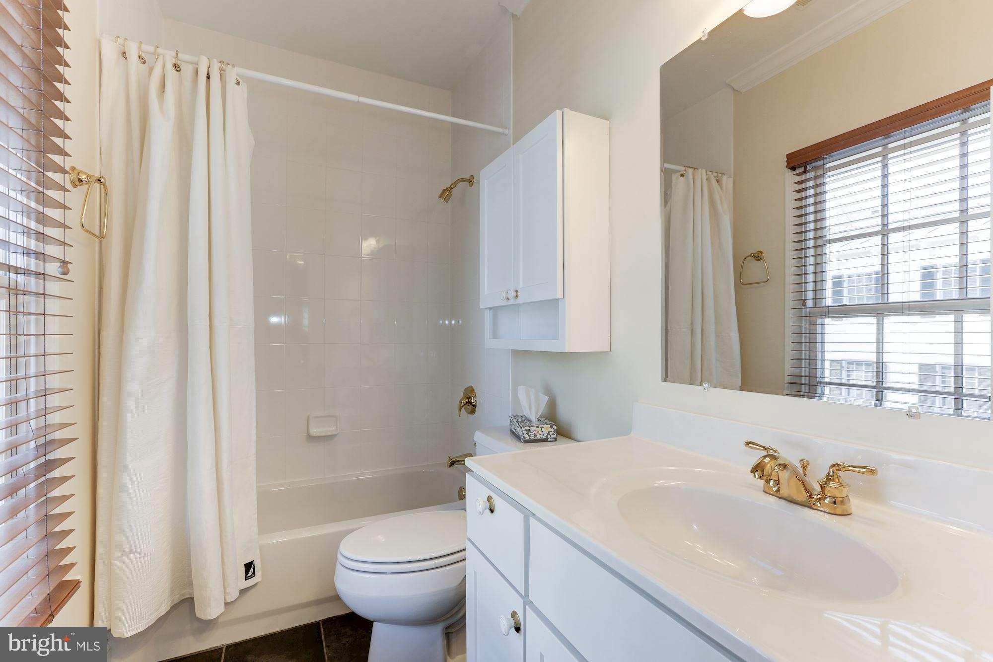 TOWN OF LEESBURG - Residential