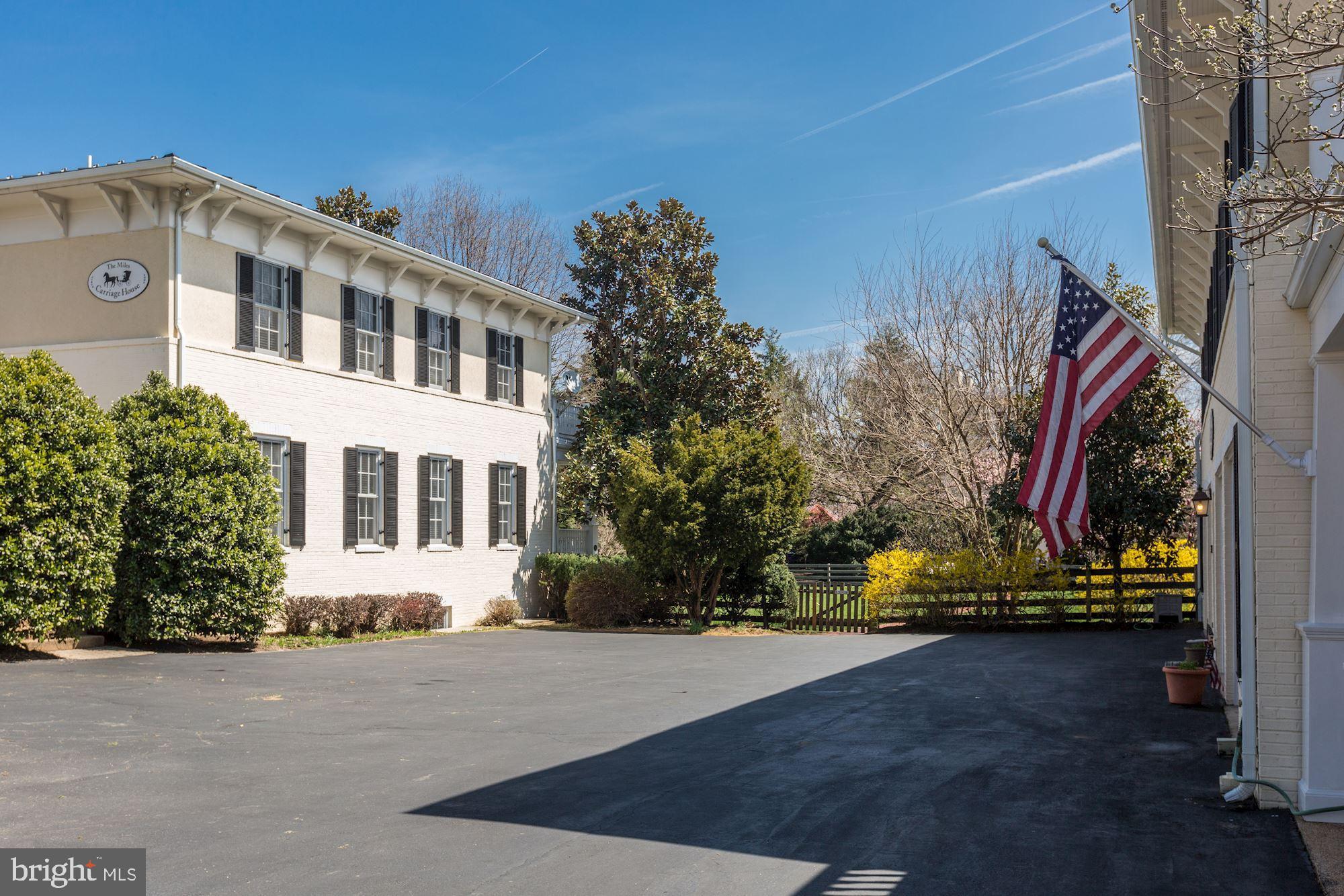 TOWN OF LEESBURG - Residential