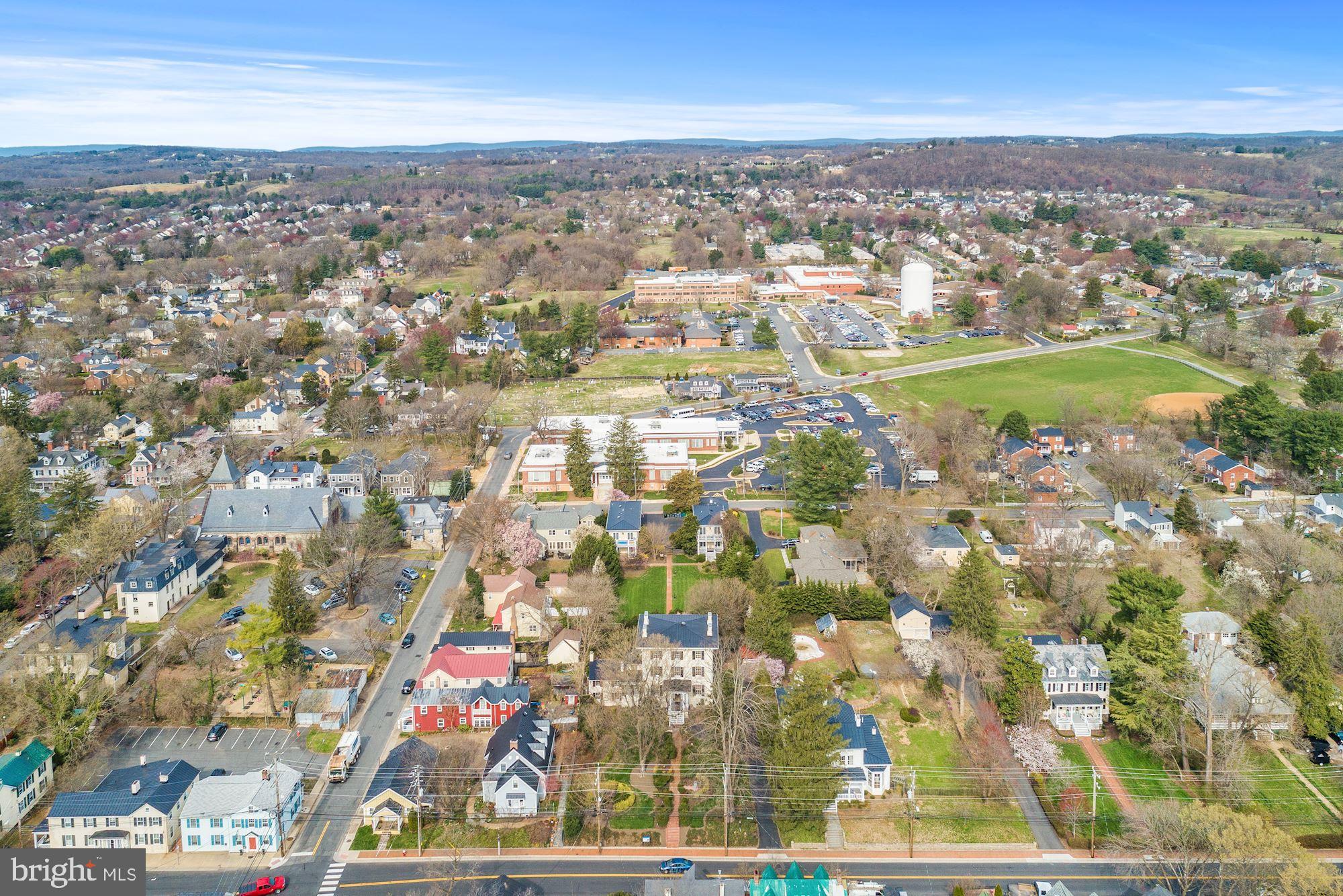 TOWN OF LEESBURG - Residential