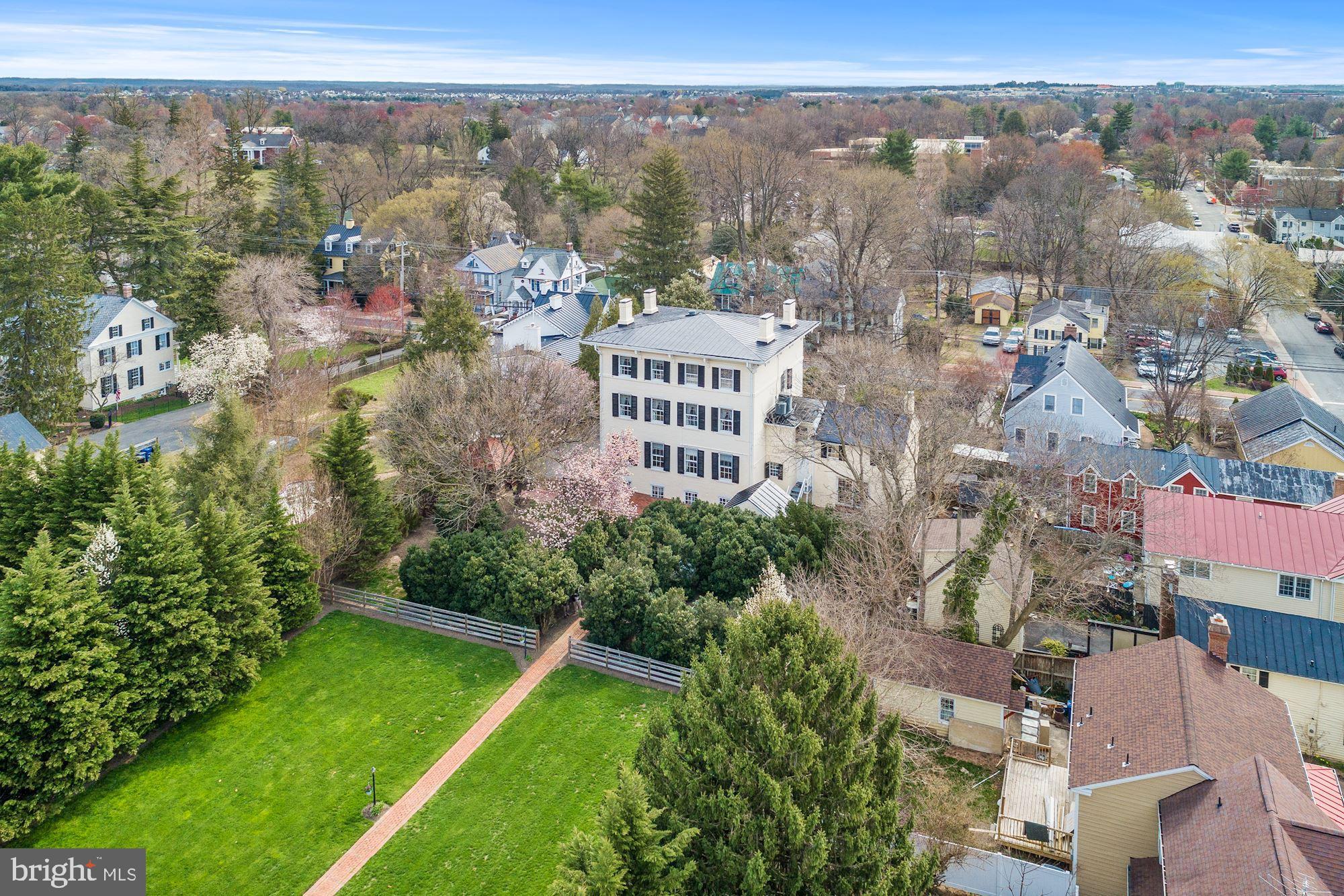 TOWN OF LEESBURG - Residential