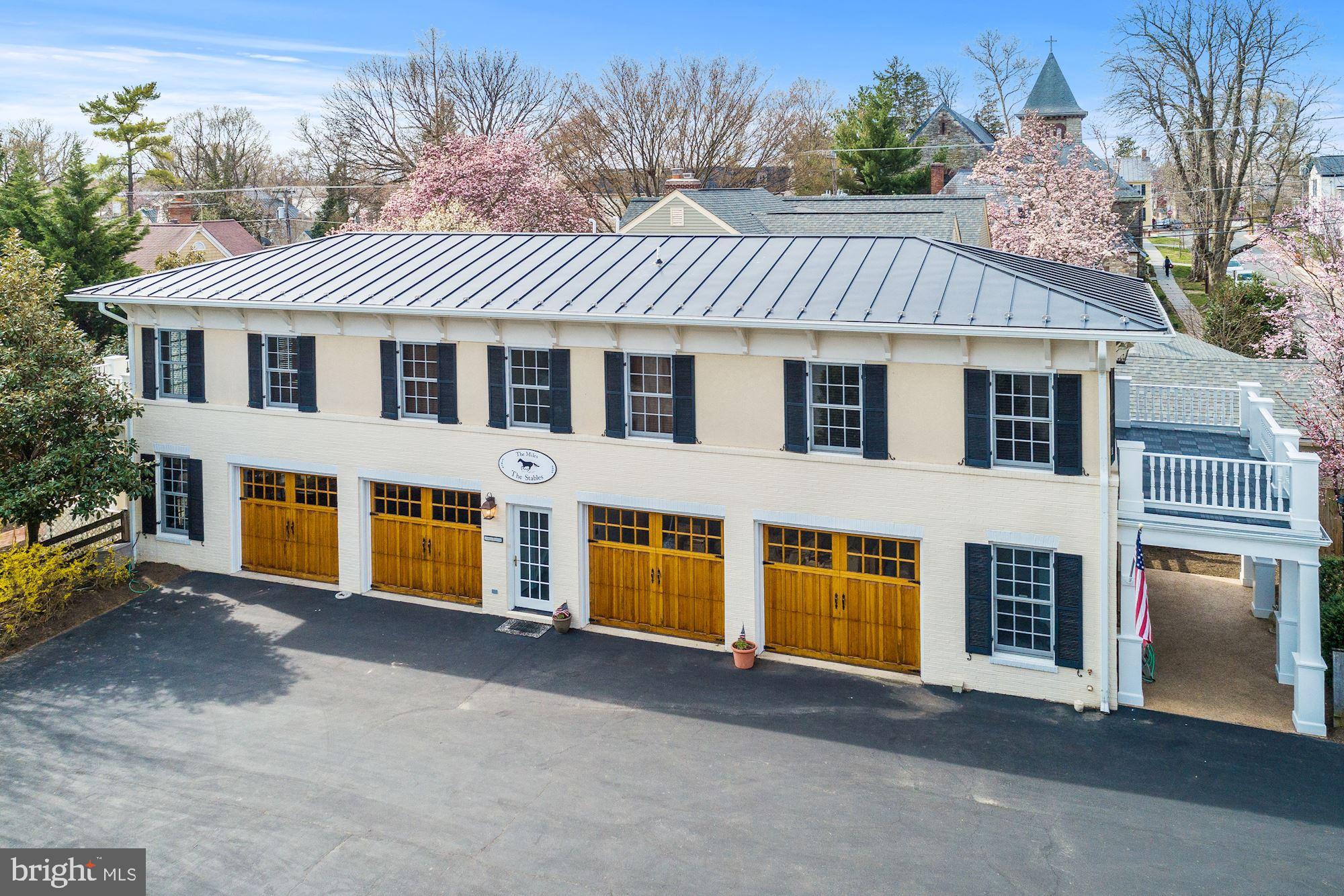 TOWN OF LEESBURG - Residential