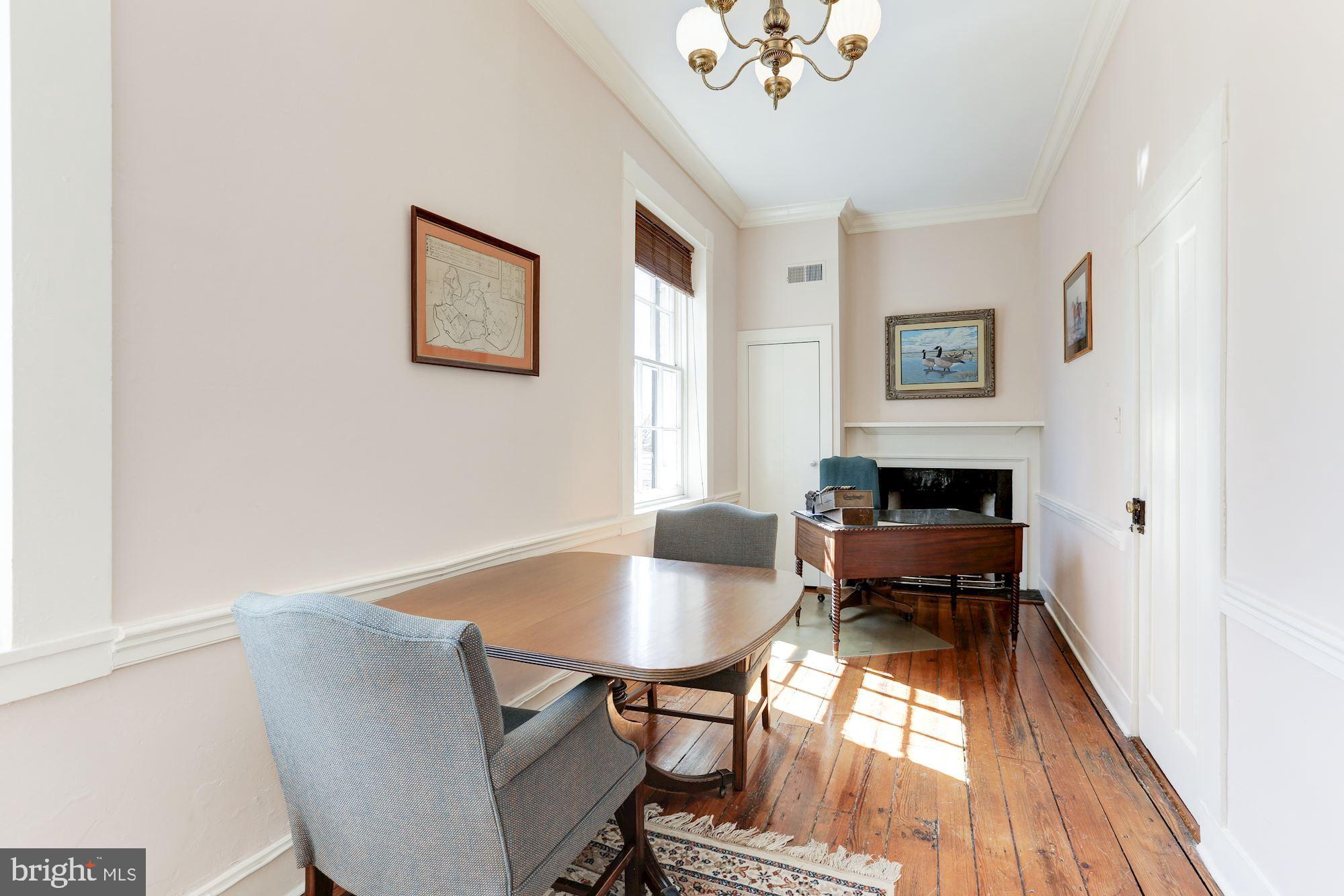 TOWN OF LEESBURG - Residential