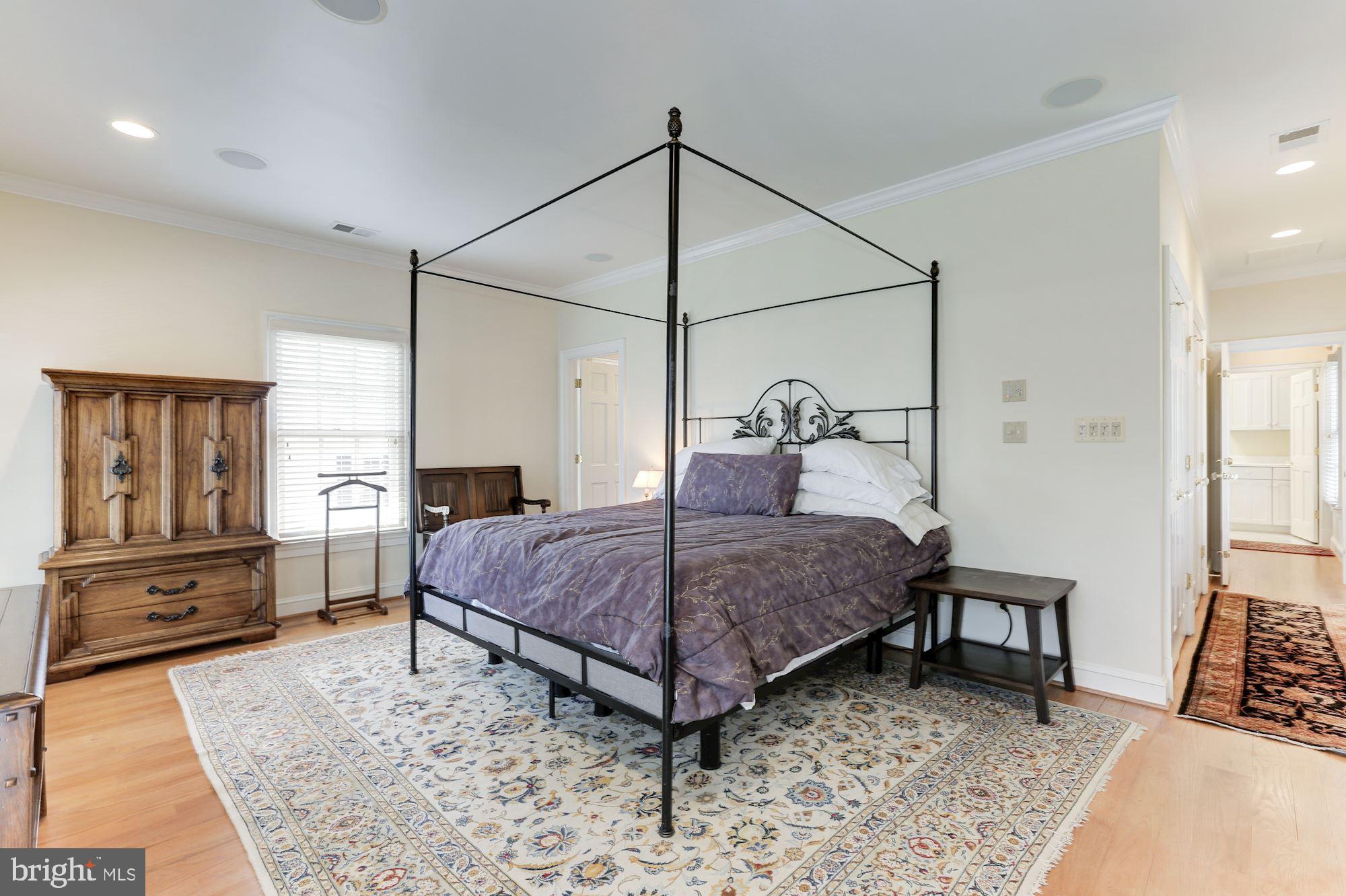 TOWN OF LEESBURG - Residential