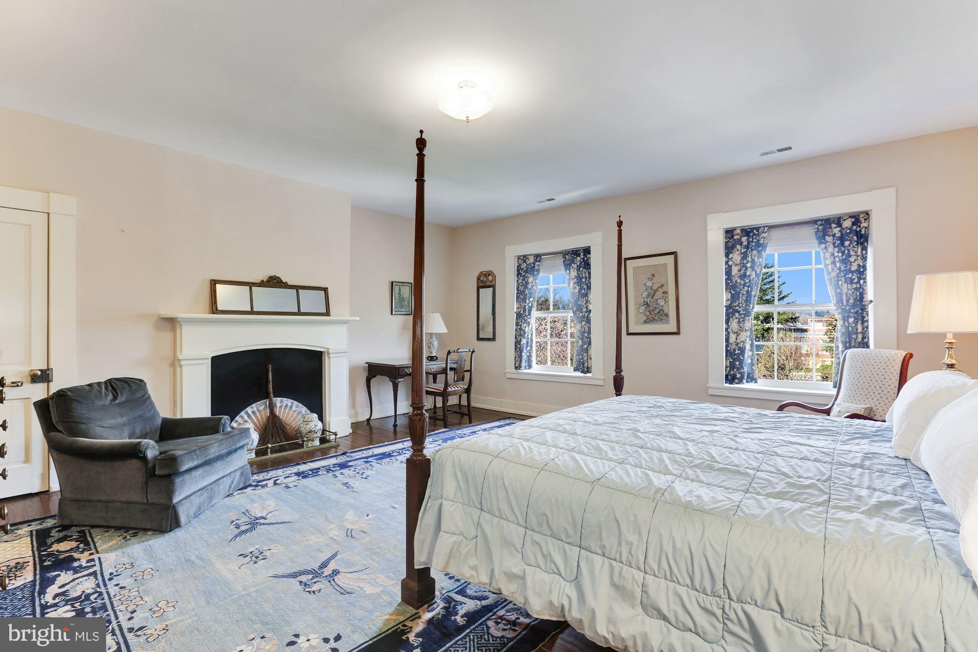 TOWN OF LEESBURG - Residential