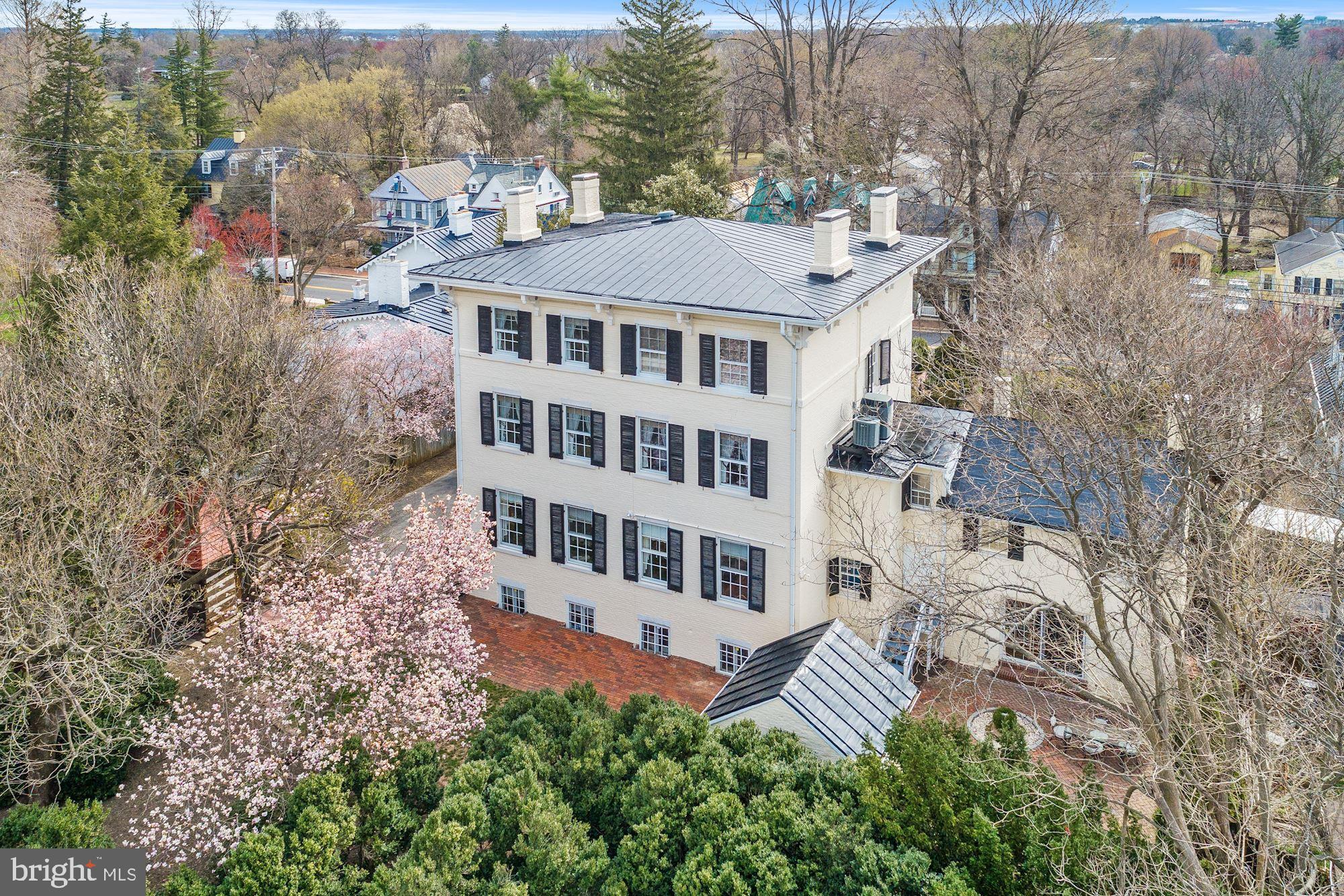 TOWN OF LEESBURG - Residential