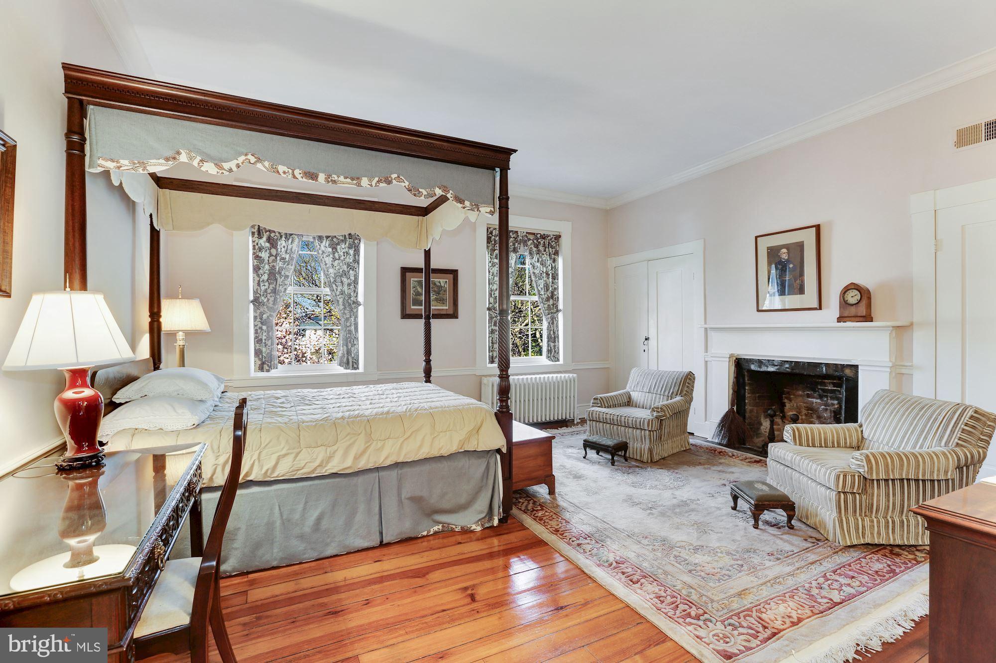 TOWN OF LEESBURG - Residential