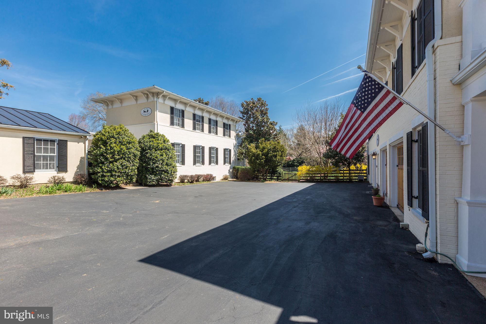 TOWN OF LEESBURG - Residential