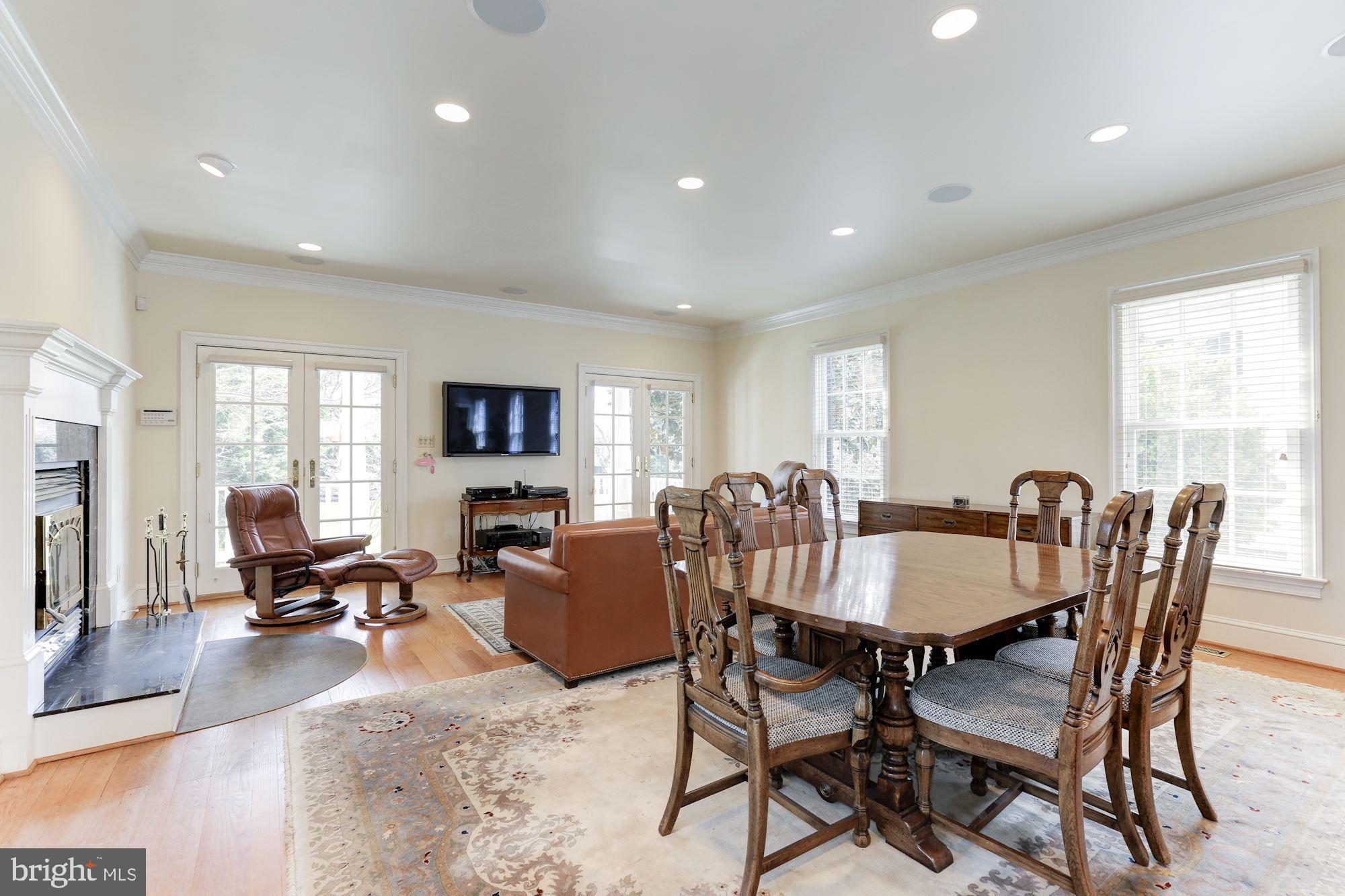 TOWN OF LEESBURG - Residential