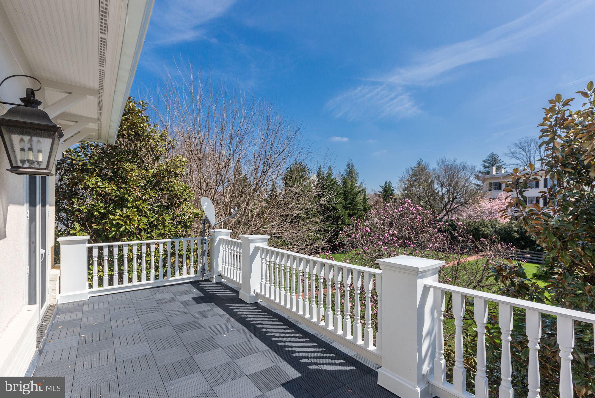 TOWN OF LEESBURG - Residential