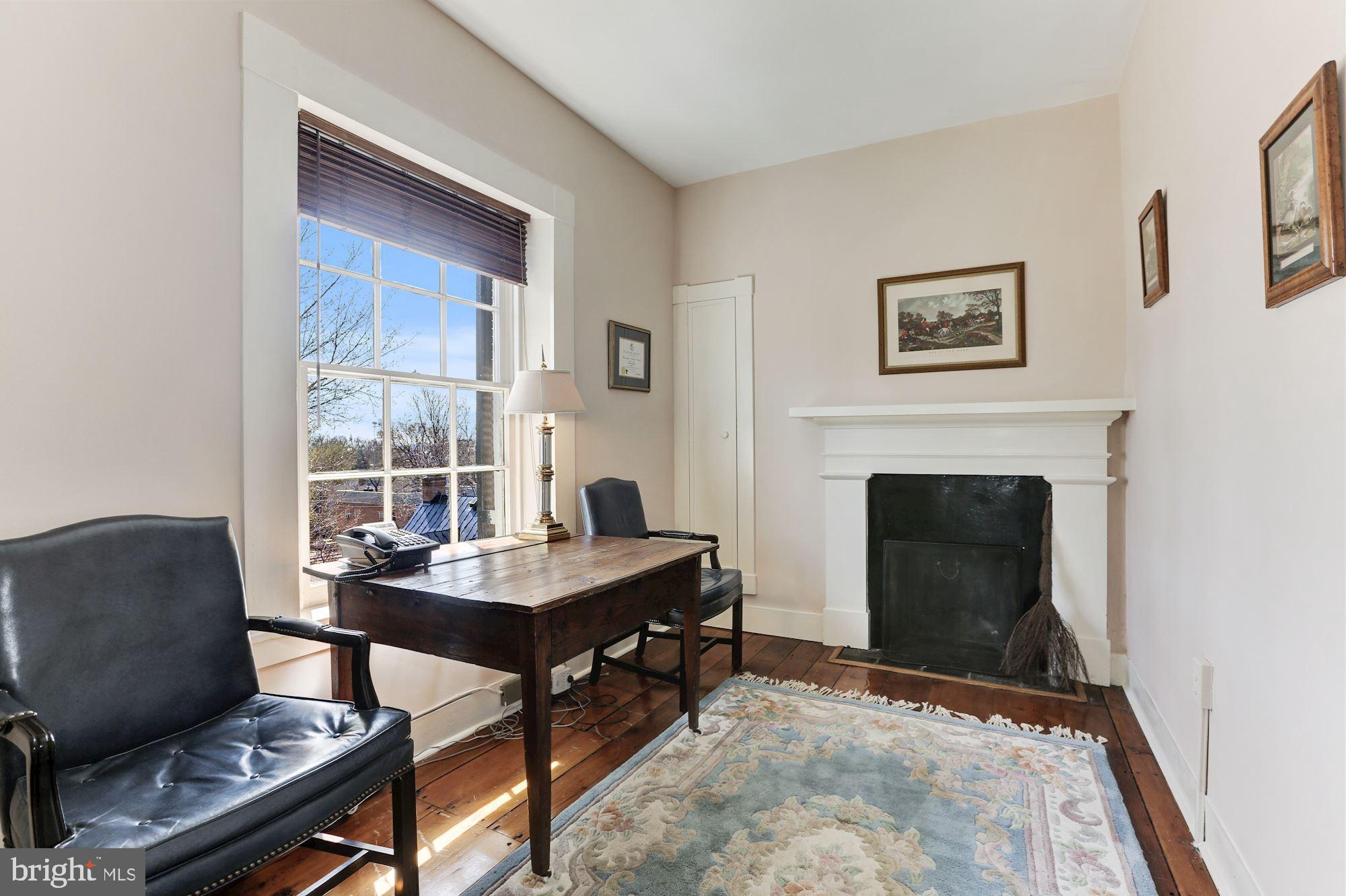 TOWN OF LEESBURG - Residential