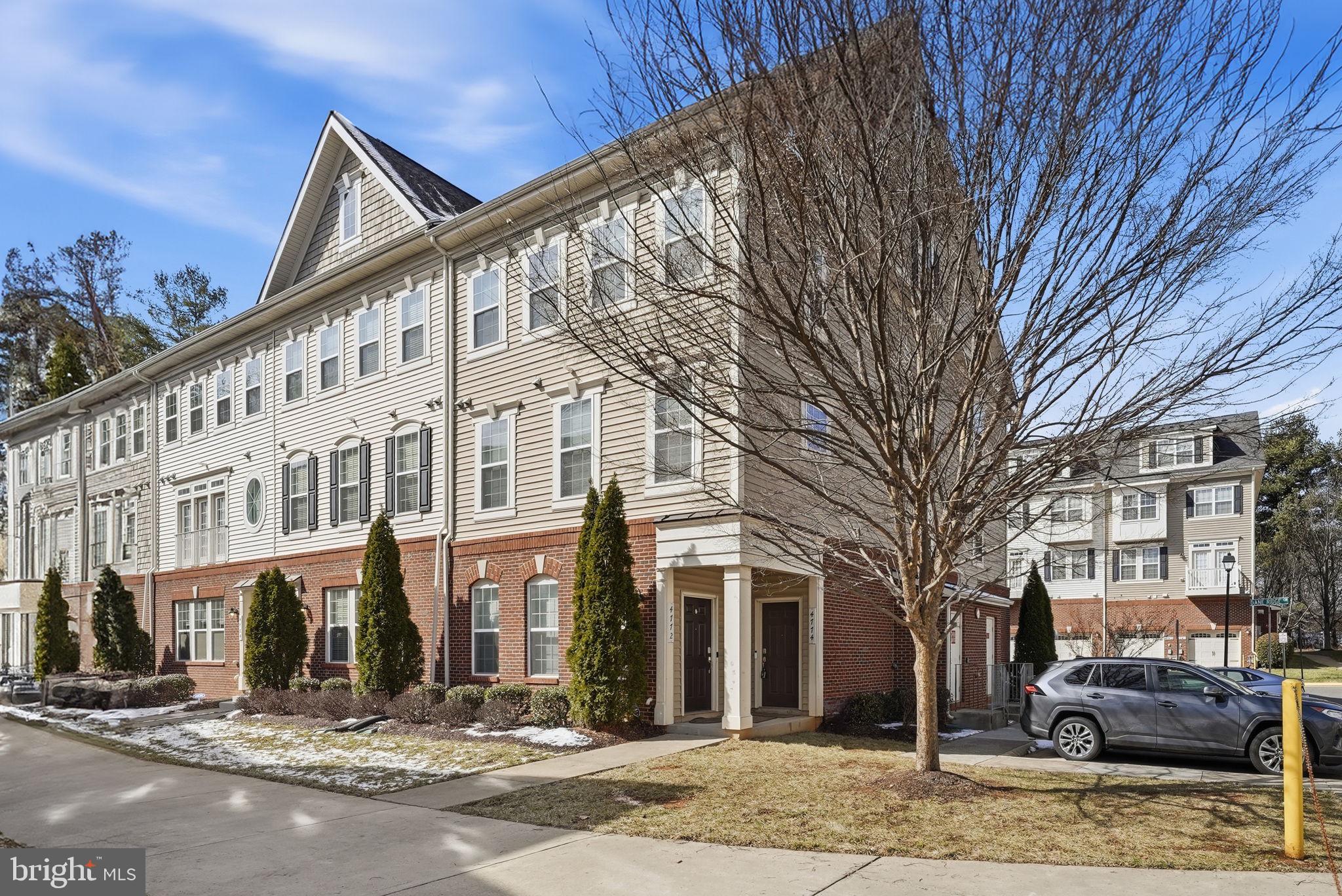 DANE RIDGE CONDO - Residential