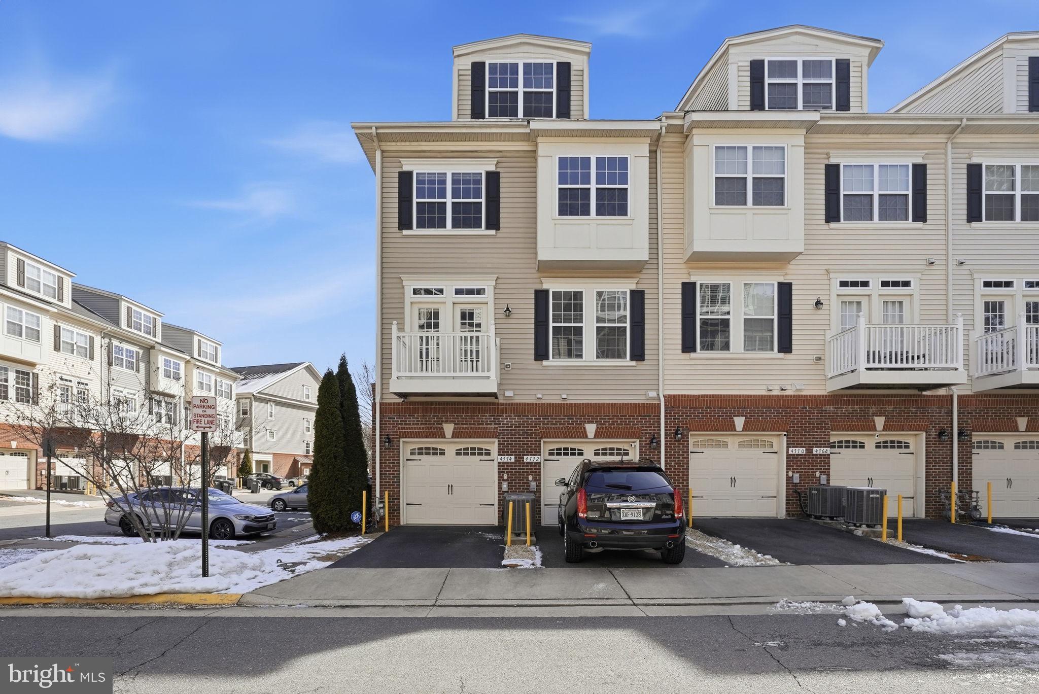 DANE RIDGE CONDO - Residential