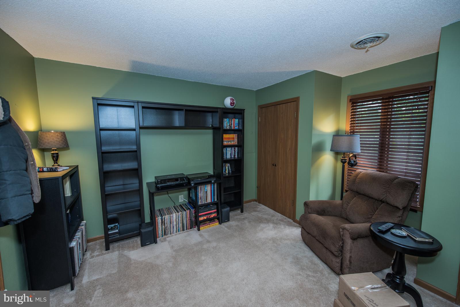 THE WOODS - Residential