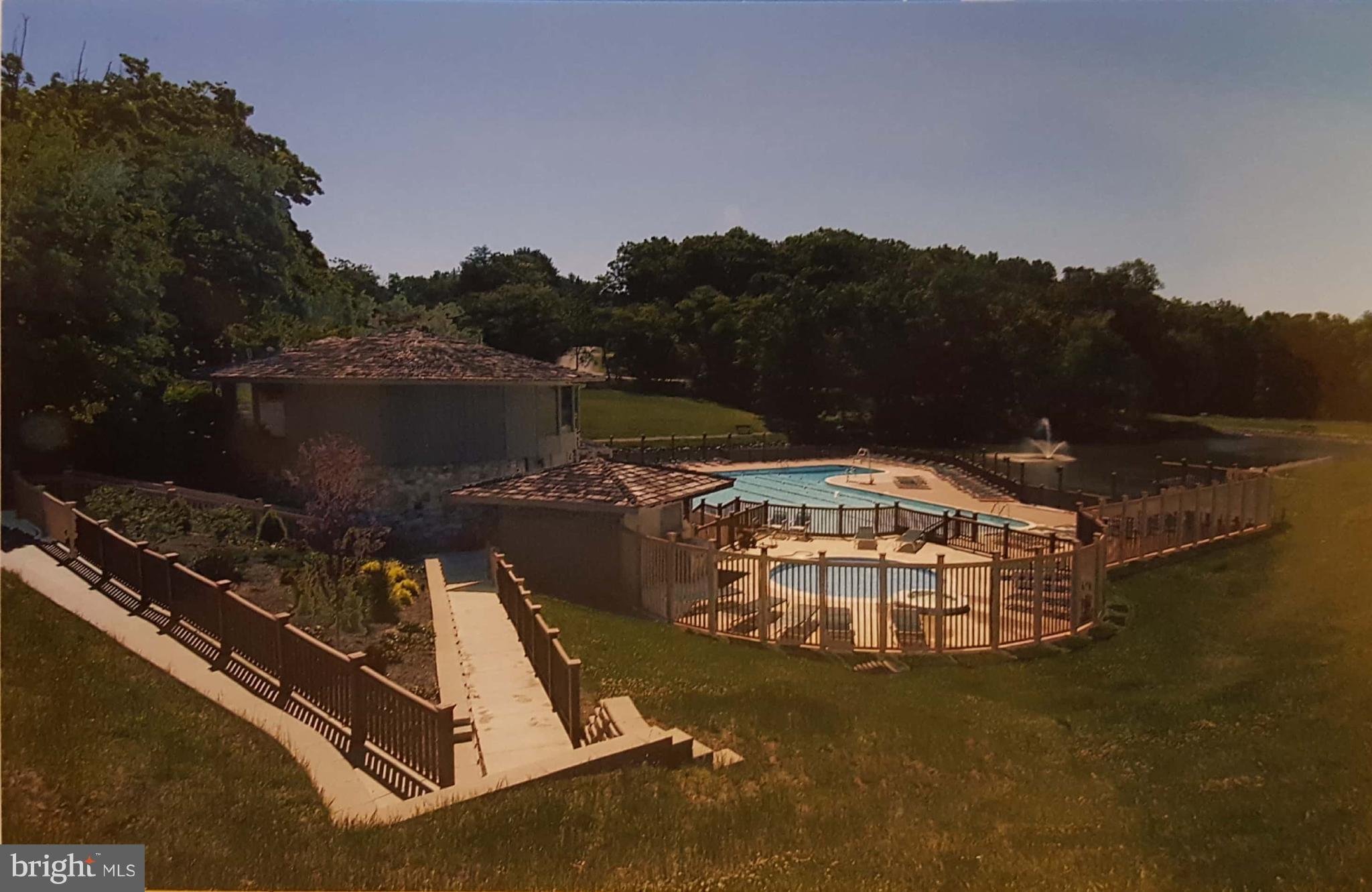 THE WOODS - Residential