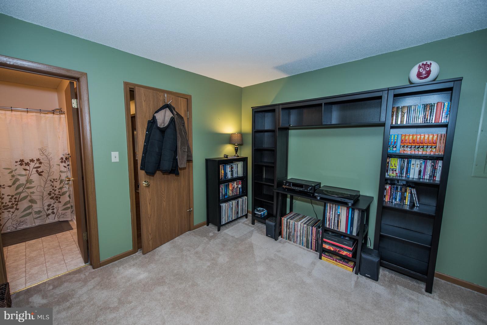 THE WOODS - Residential