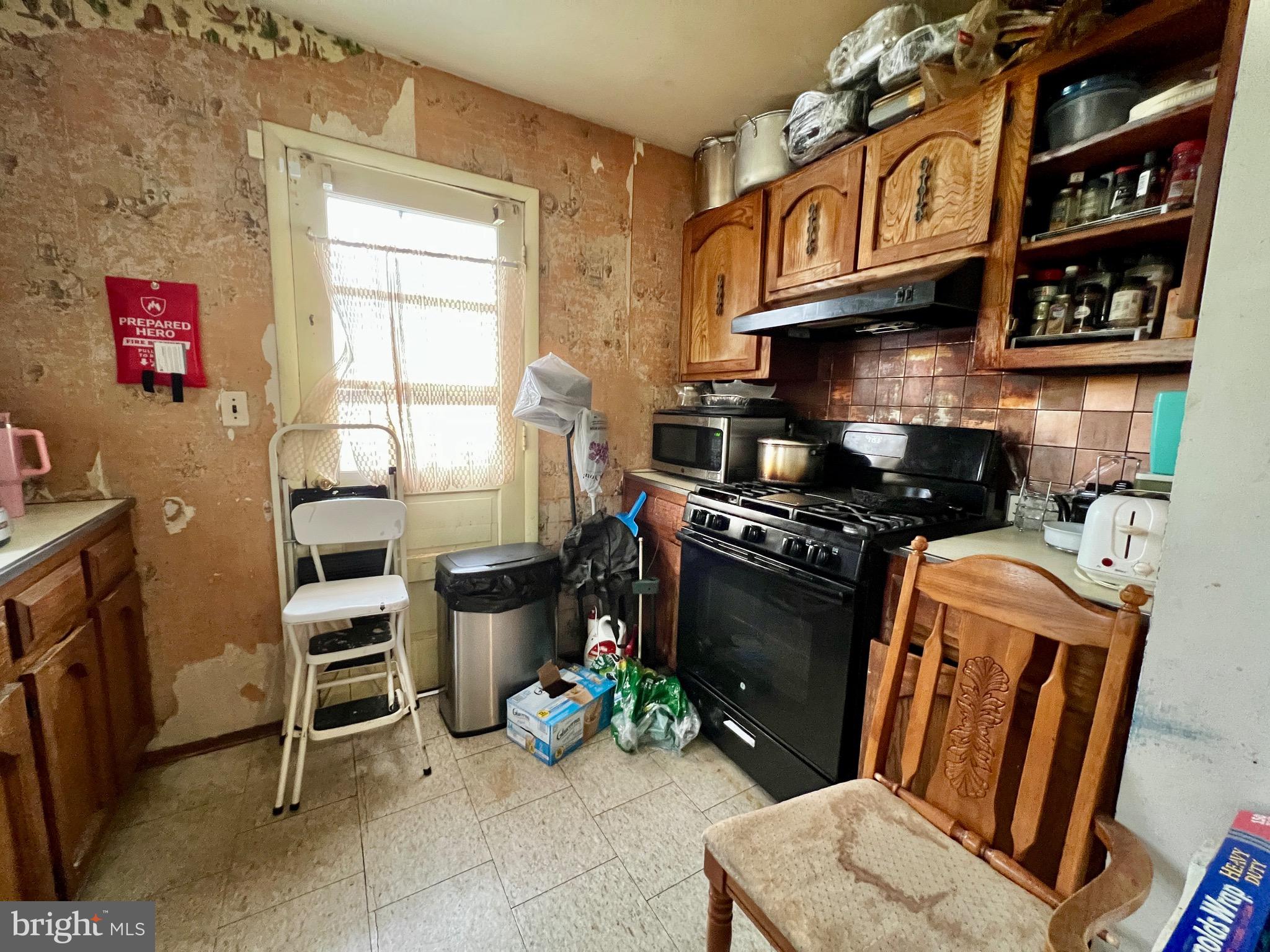 MARLBORO MEADOWS - Residential