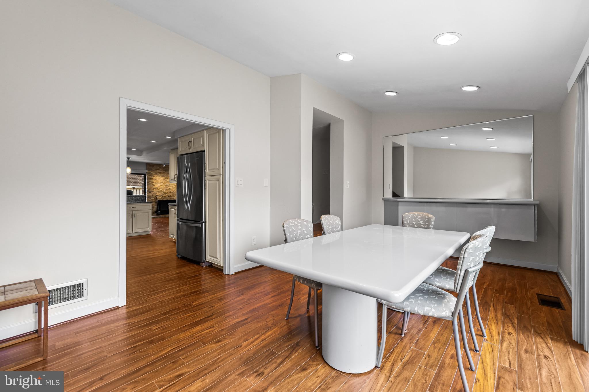 ANNEN WOODS - Residential