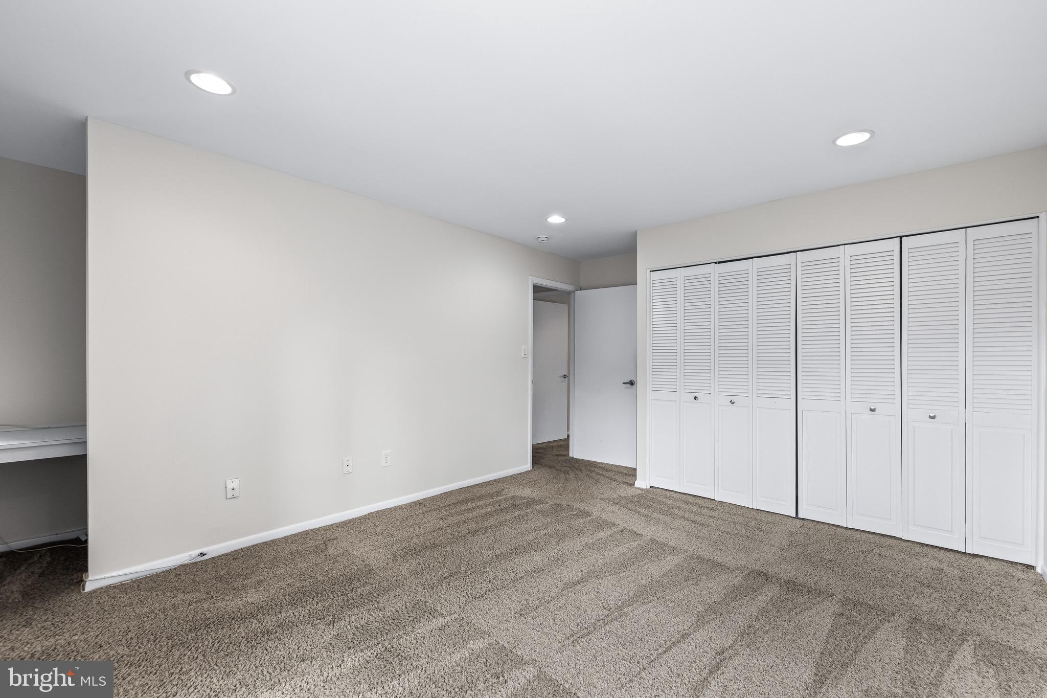 ANNEN WOODS - Residential