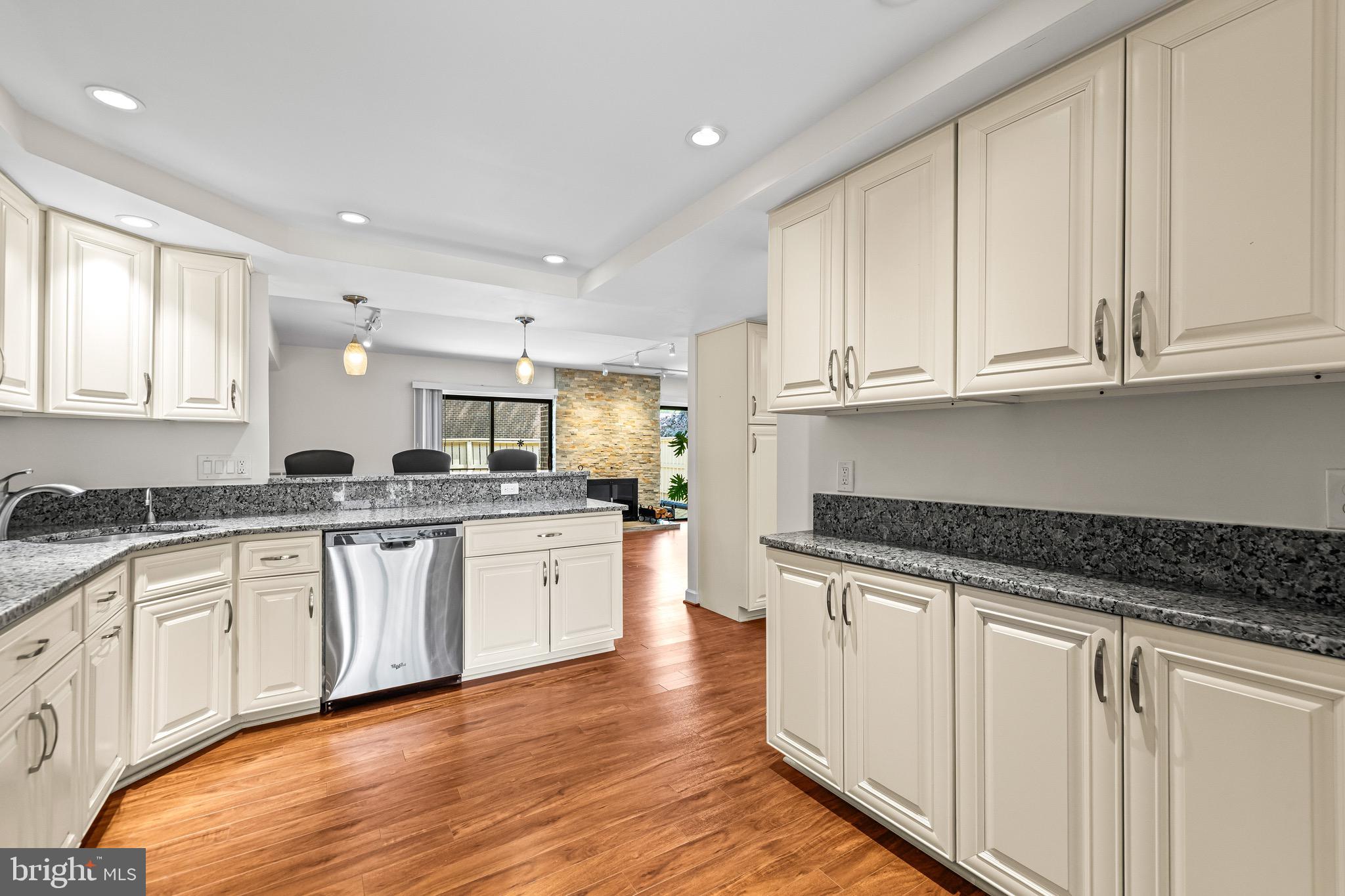 ANNEN WOODS - Residential