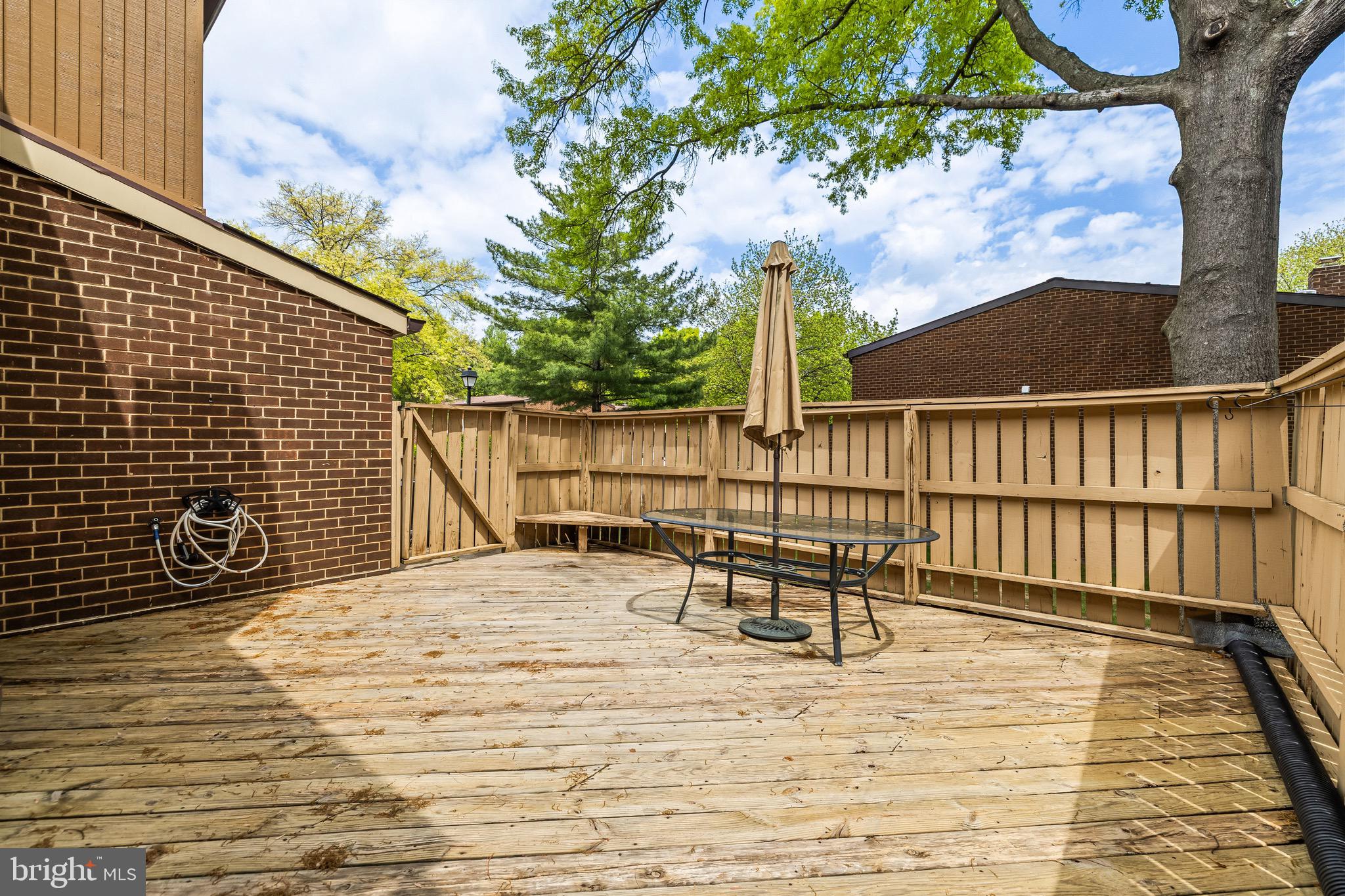 ANNEN WOODS - Residential