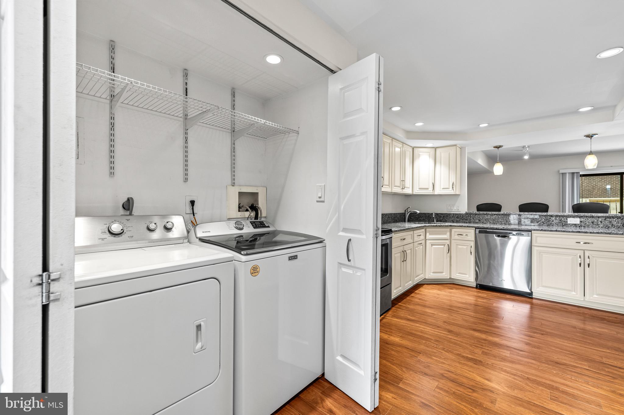 ANNEN WOODS - Residential