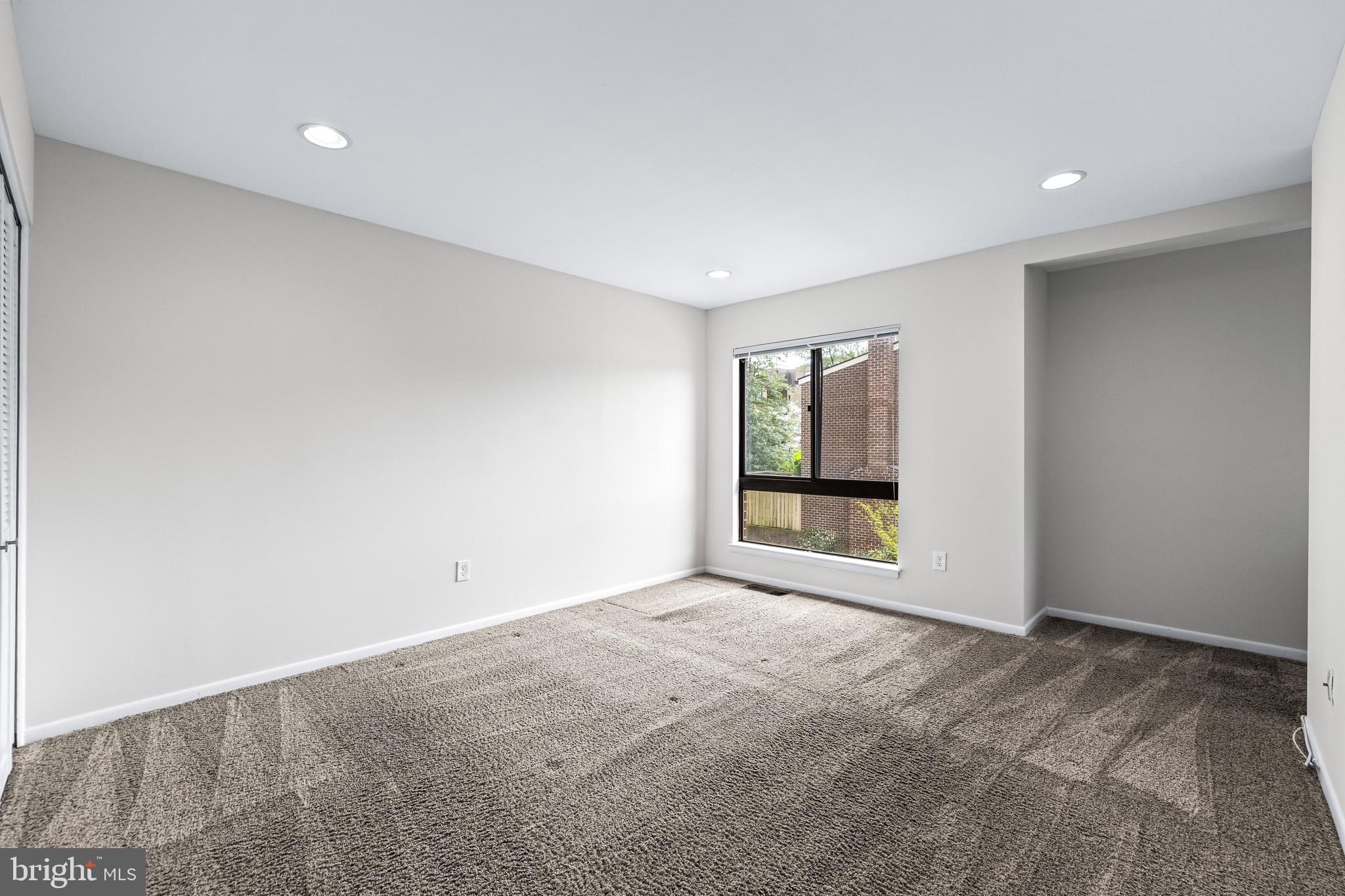 ANNEN WOODS - Residential