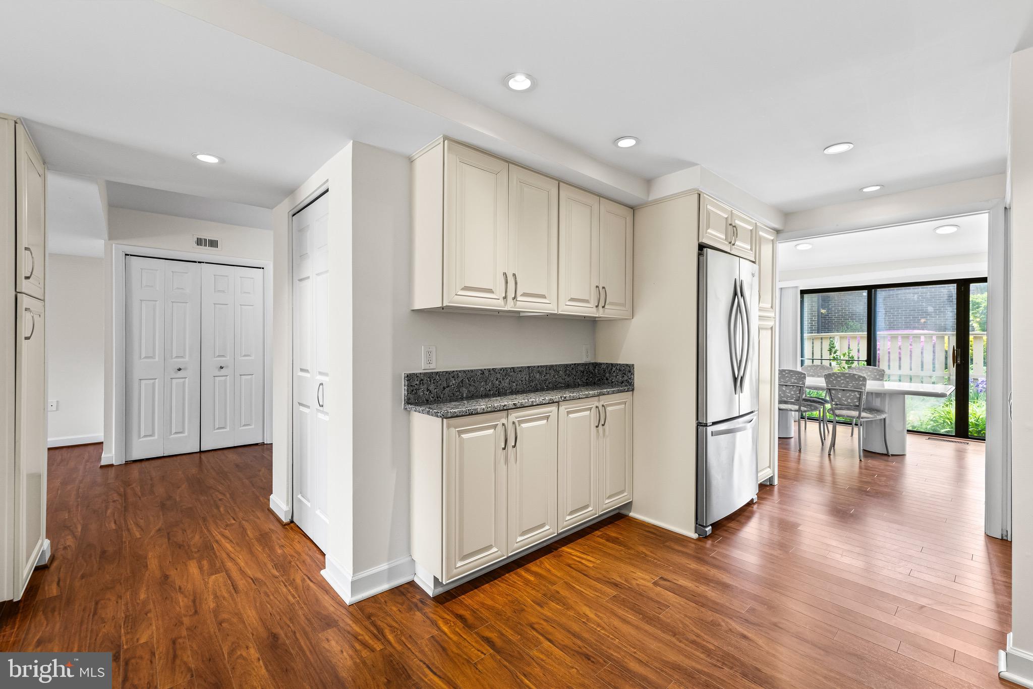 ANNEN WOODS - Residential