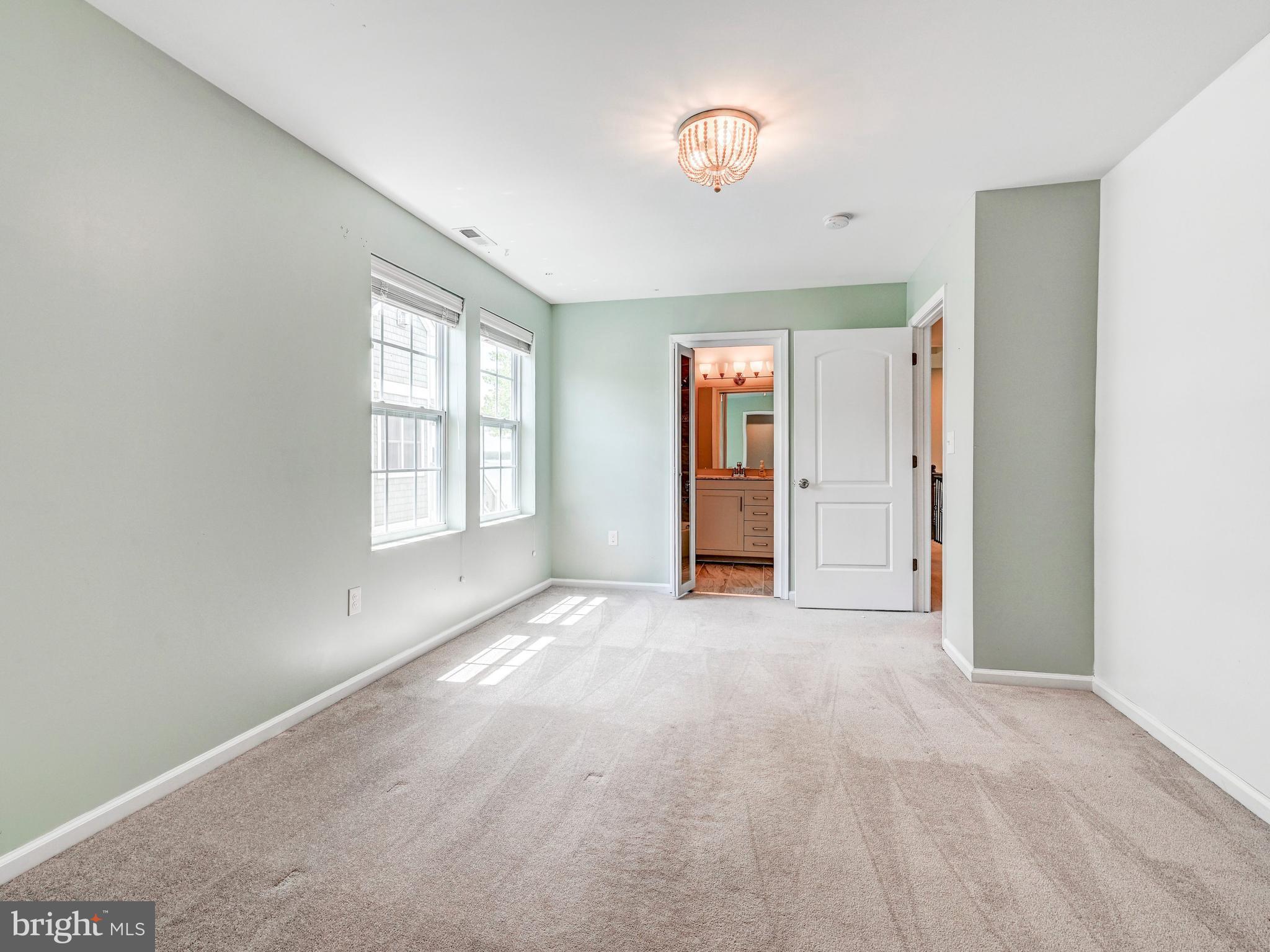 WEST TWIN RIVER - Residential